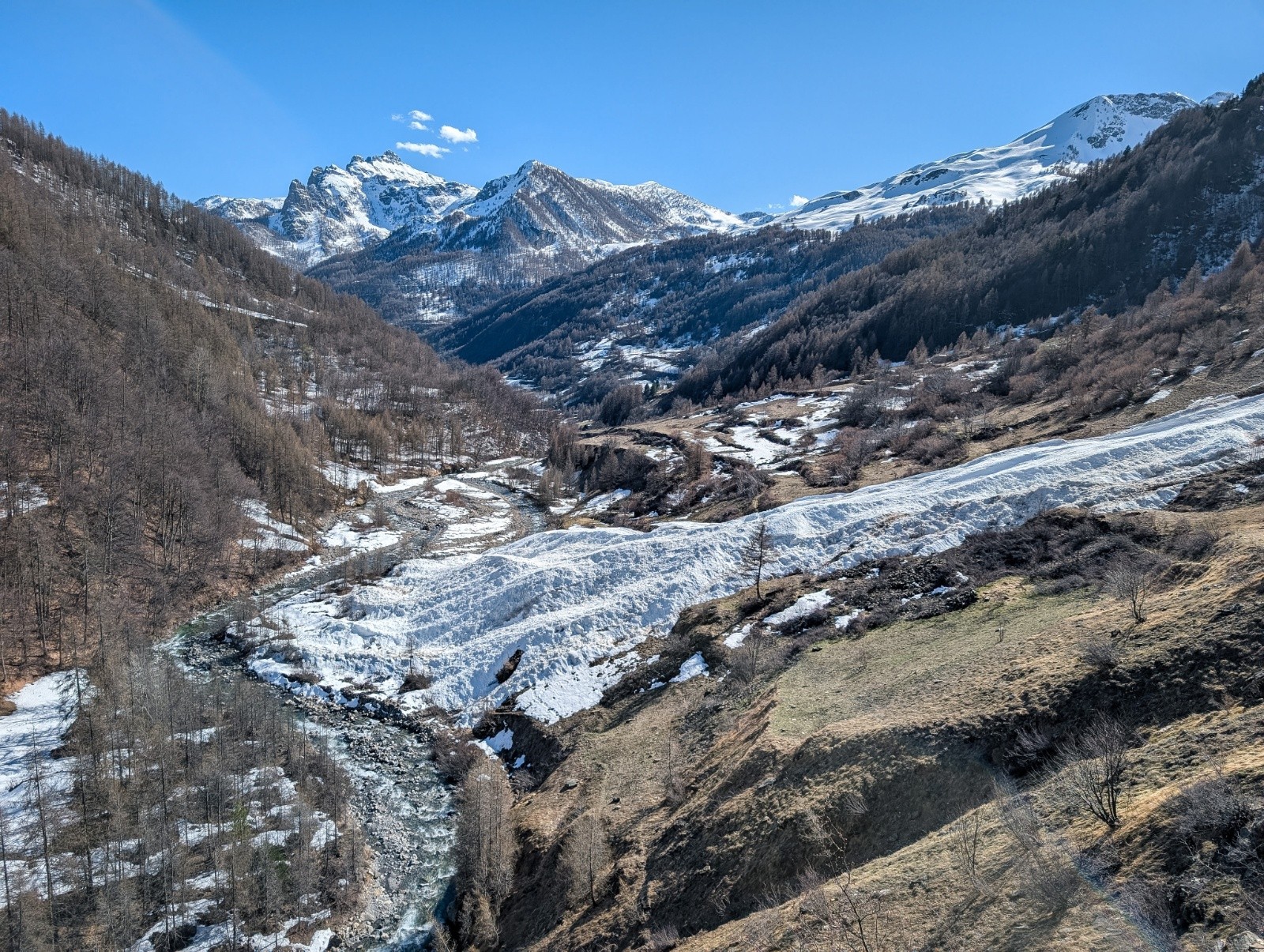 #14 Le genre de coulées d Le genre de coulées d'avalanche bien galère à traverser :)