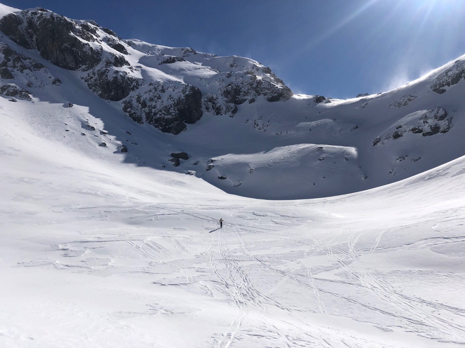 &nbsp;Sous les domenons