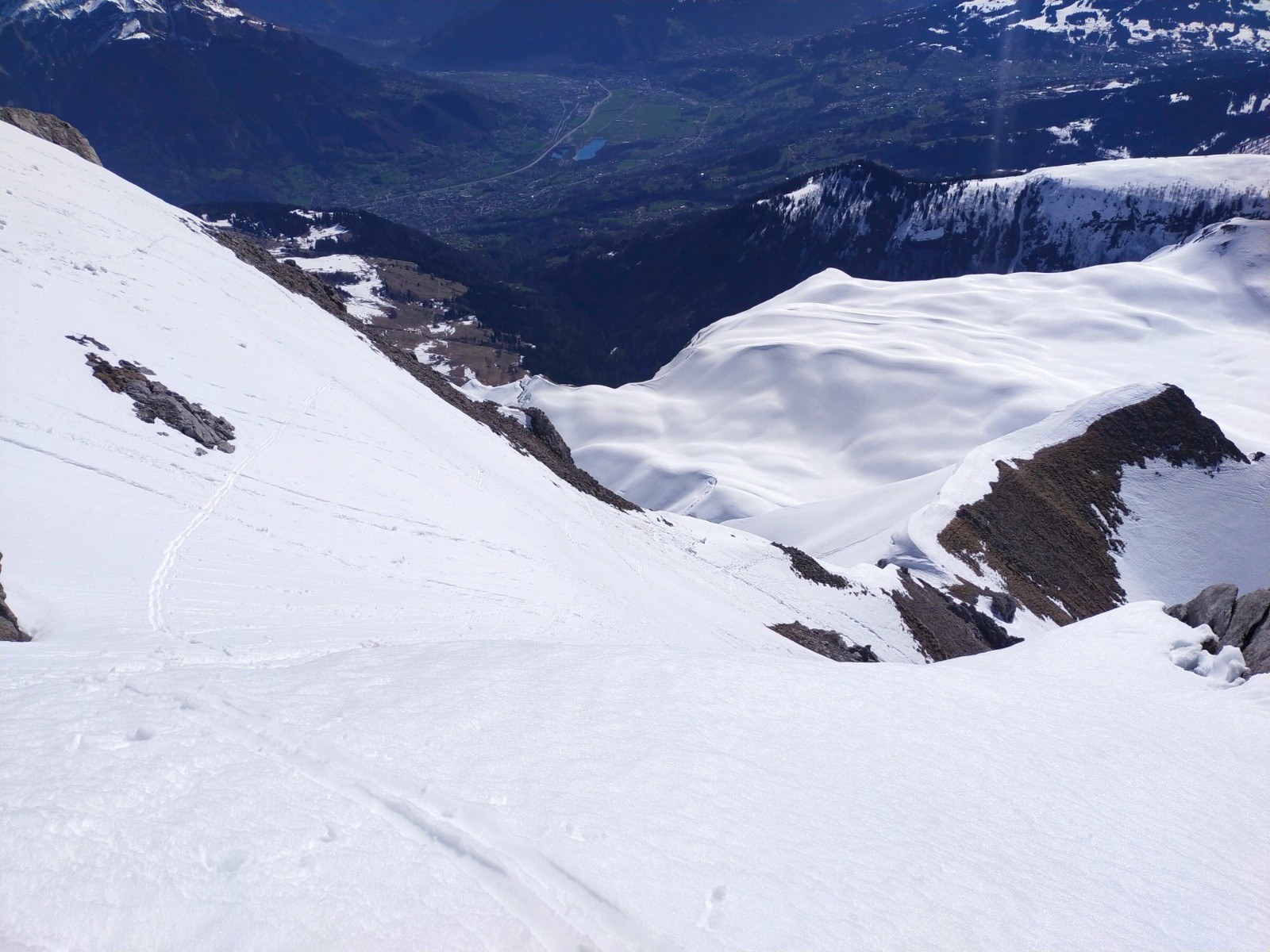 #8 Montée à ski un peu galère dans la face Sud surcuite ! Montée à ski un peu galère dans la face Sud surcuite !