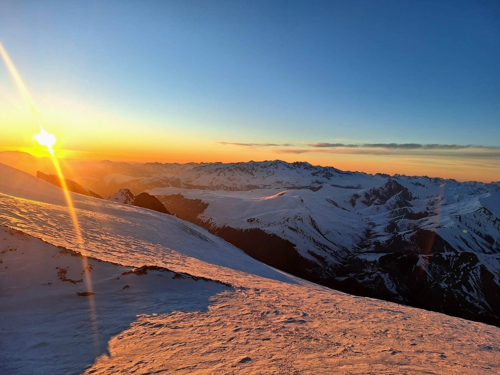 #40 J4 : Coucher de soleil depuis le refuge de l J4 : Coucher de soleil depuis le refuge de l'Aigle