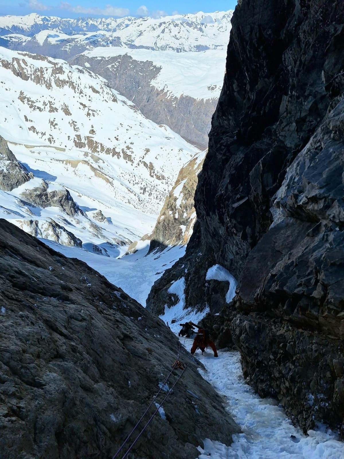 #28 J4: Sortie de la partie en glace du Serret du Savon J4: Sortie de la partie en glace du Serret du Savon