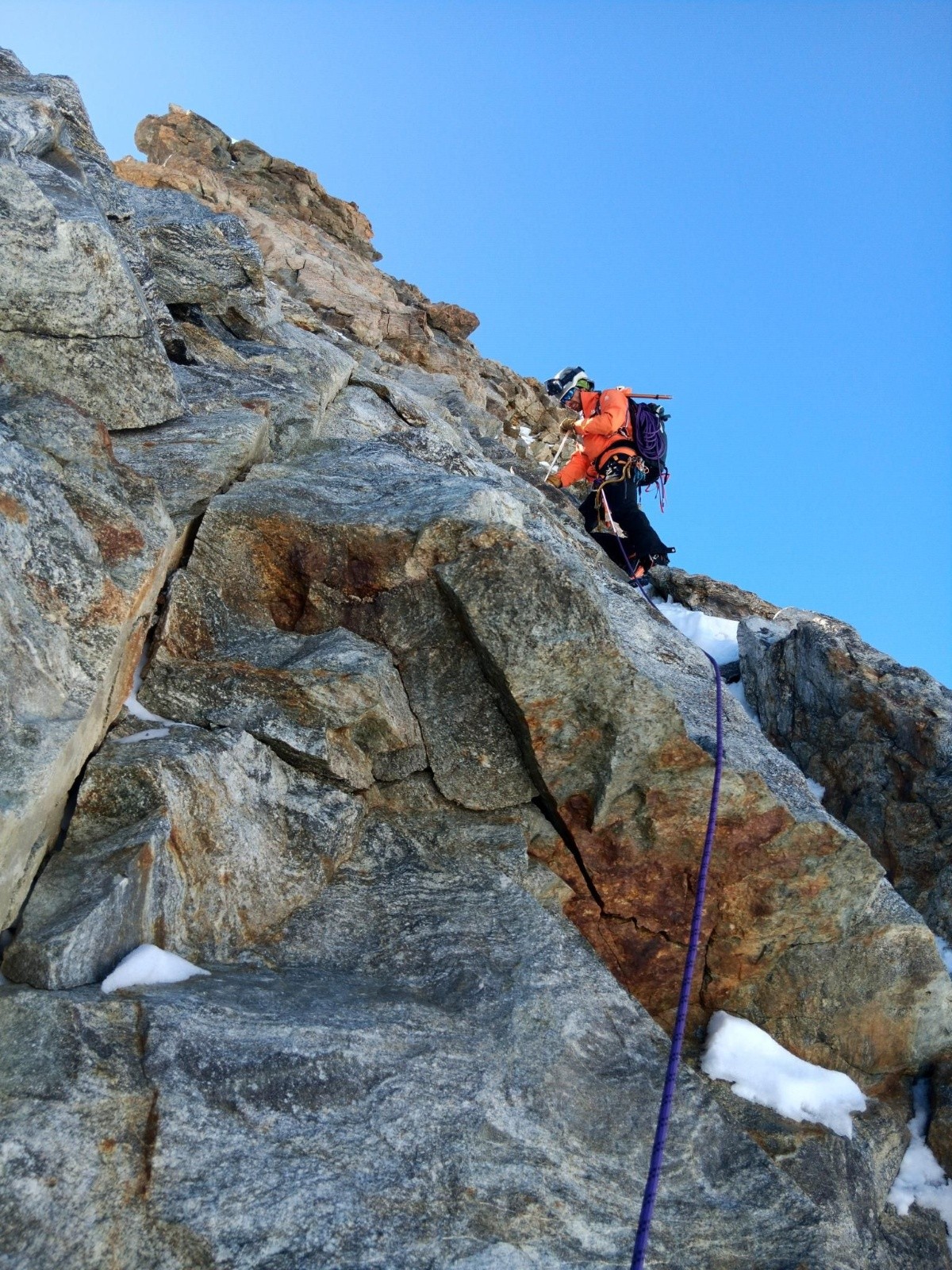 #29 J4: Toto dans la partie grimpante de la Meije Orientale (merci l J4: Toto dans la partie grimpante de la Meije Orientale (merci l'appel à Baca)