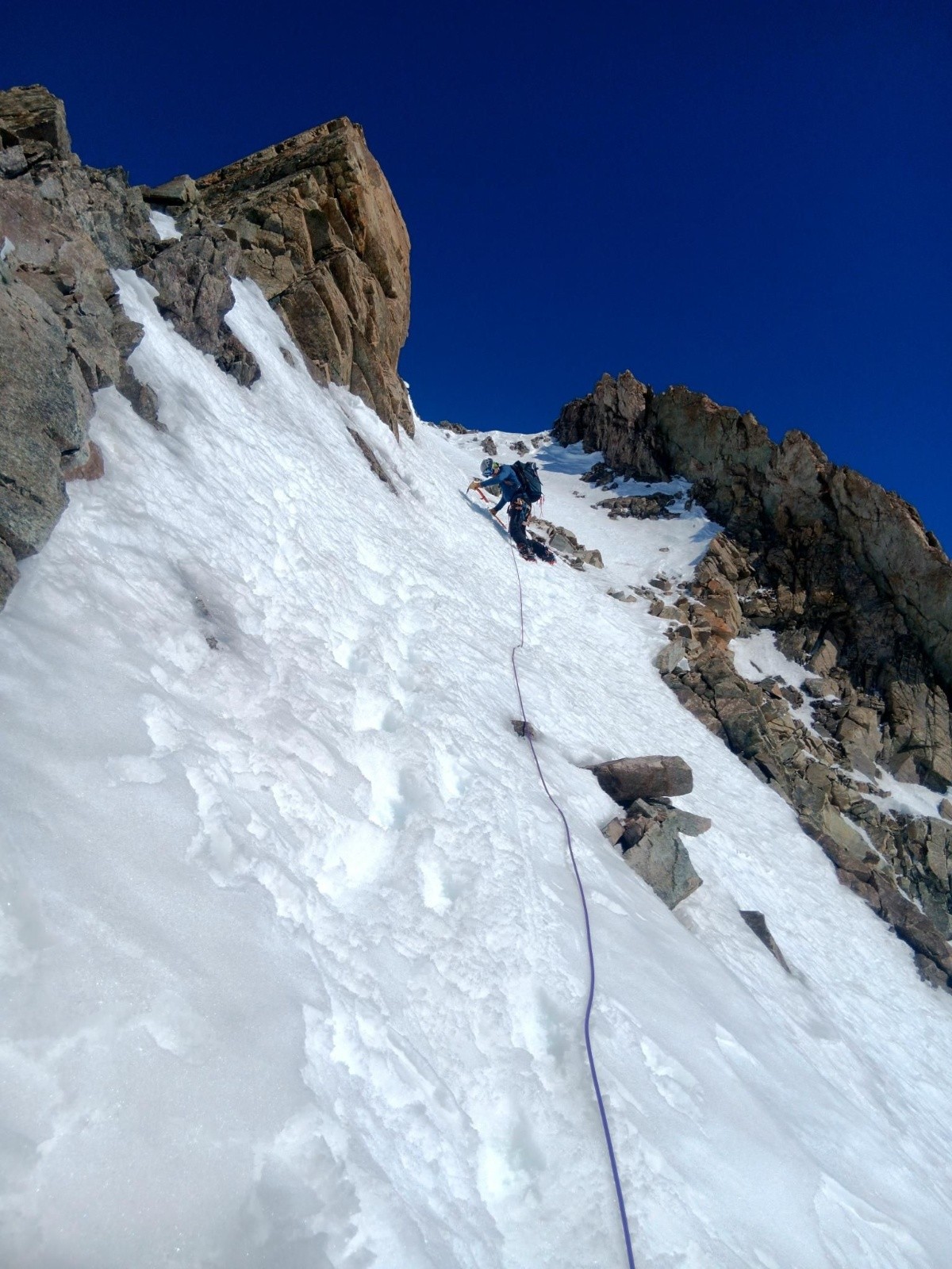 #13 J3 : Toto dans la redescente du Pic Maître J3 : Toto dans la redescente du Pic Maître