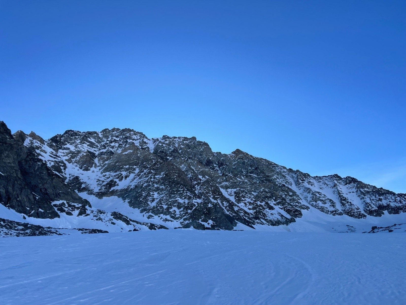 #1 Arrivée au pied des couloirs Arrivée au pied des couloirs