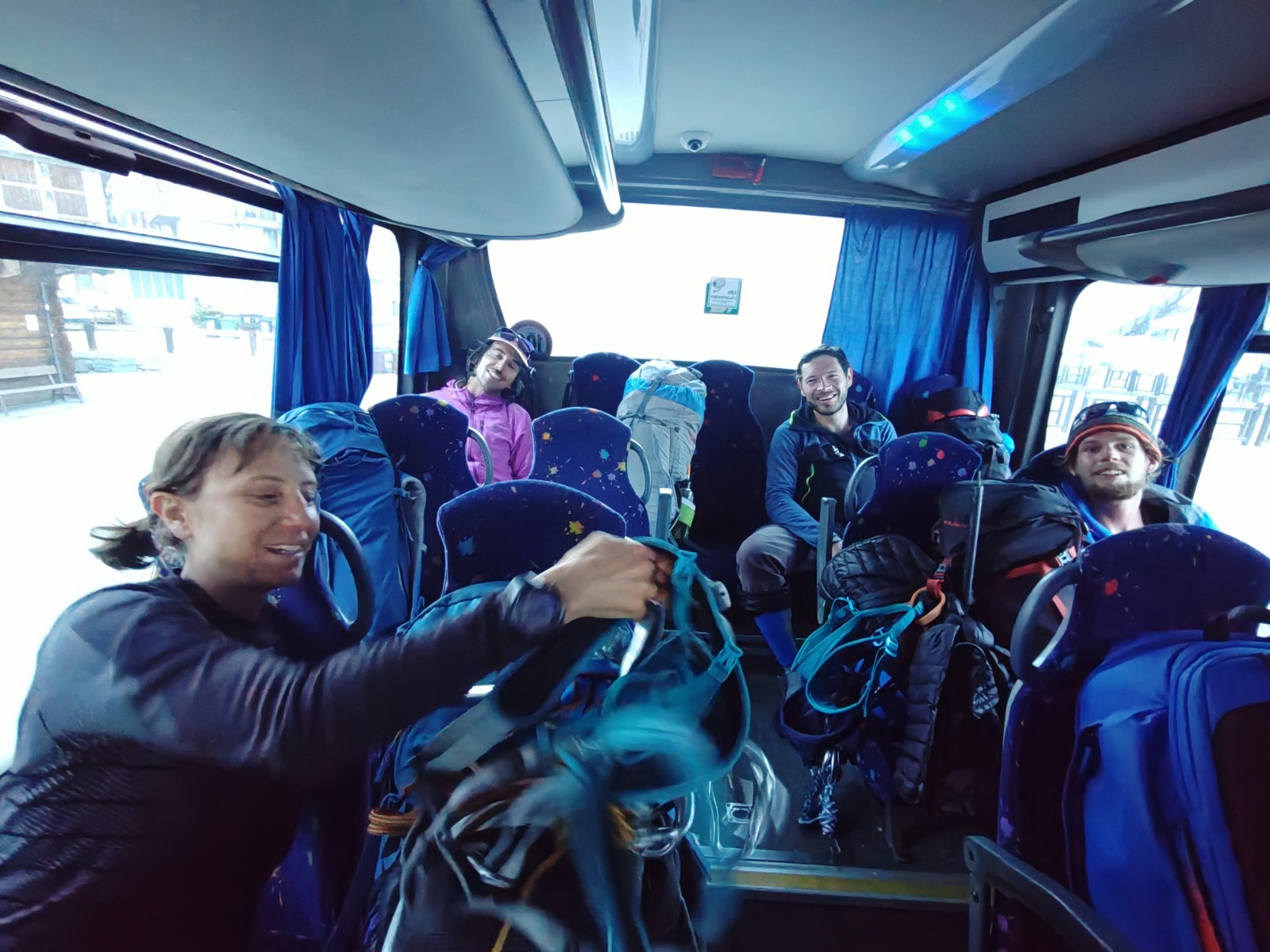 cassé dans le bus