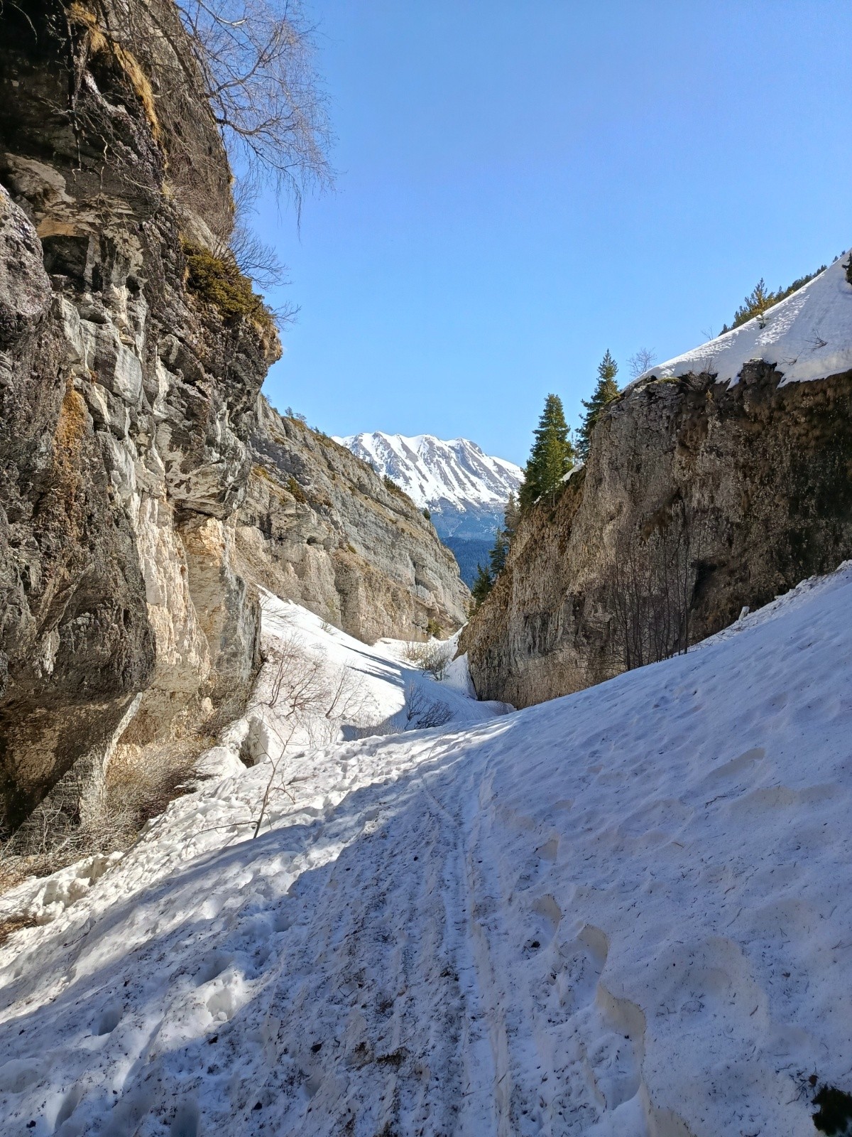 &nbsp;Belle lumière dans ces petits vallons