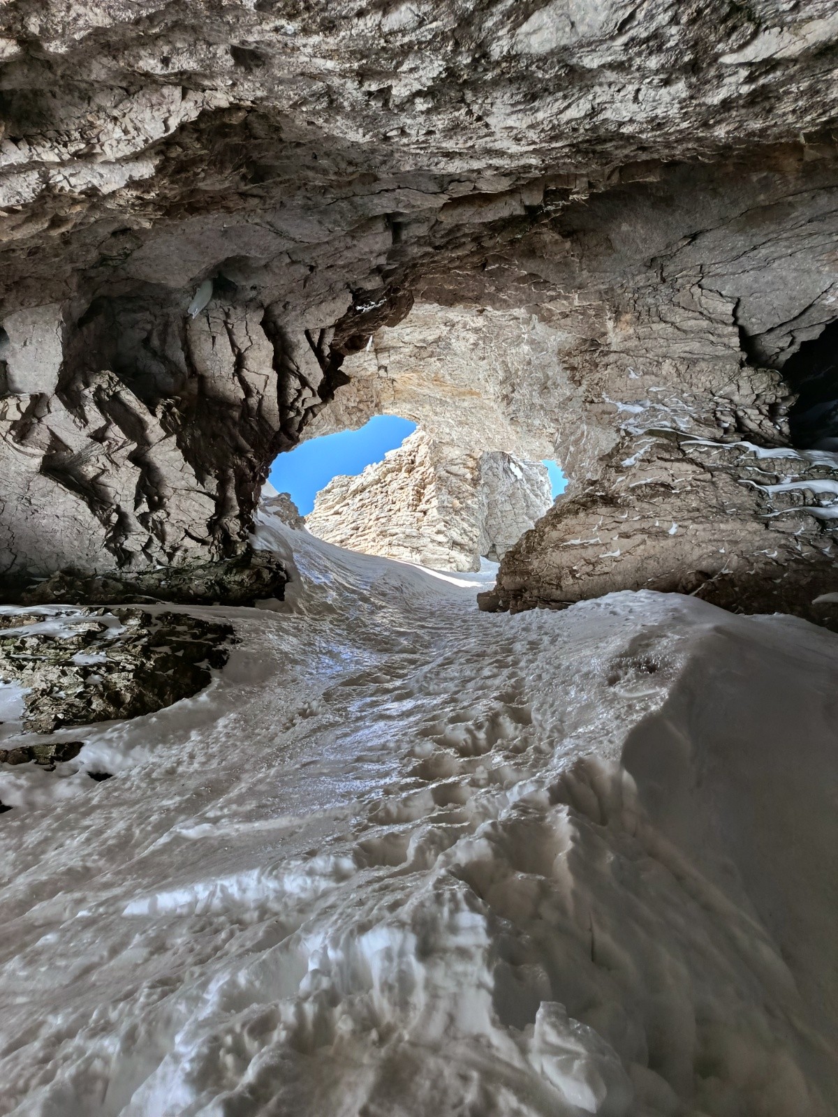 Arches interferentes