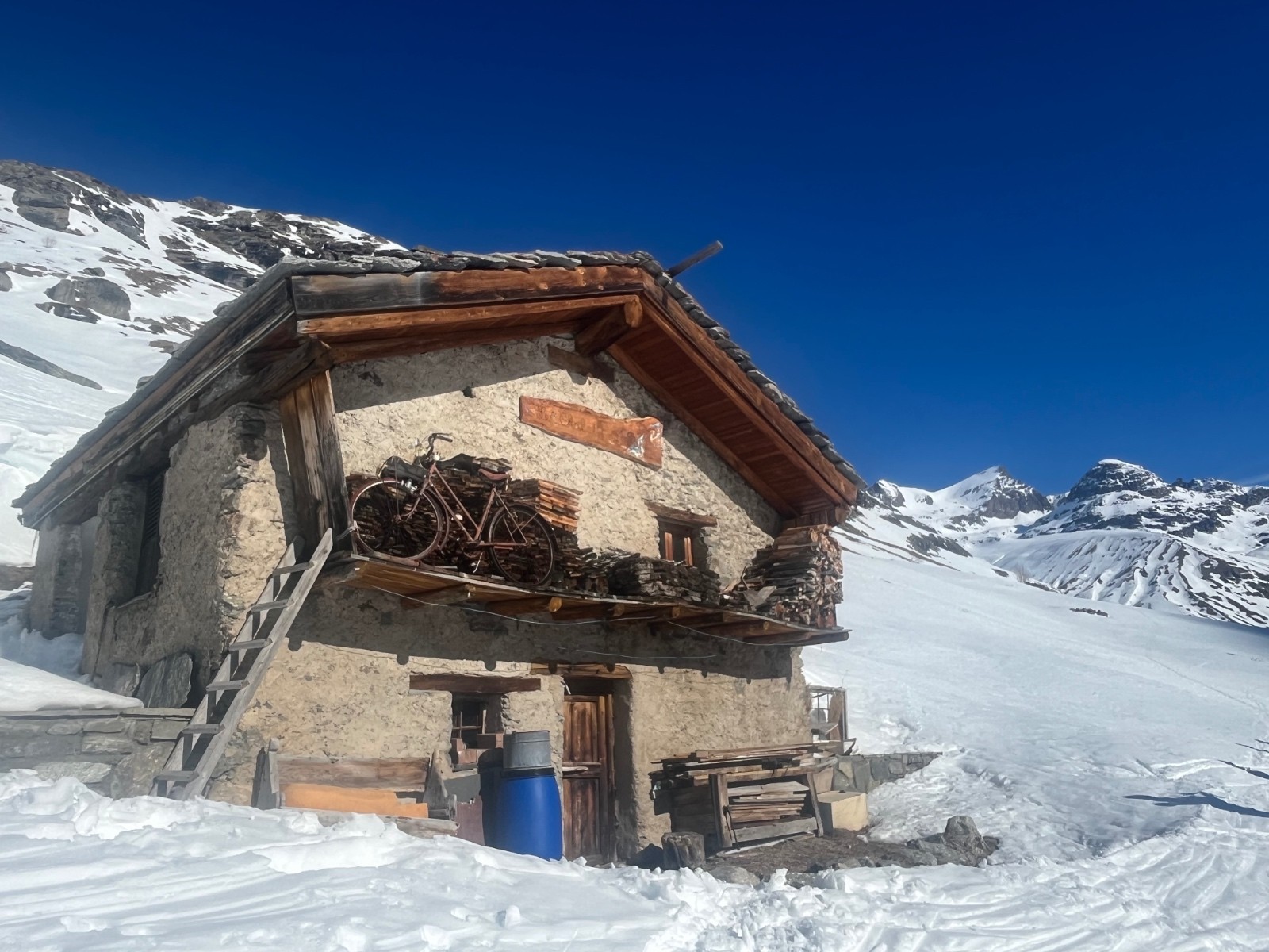 J1: Peut être aurais je du faire du vélo ski ?
