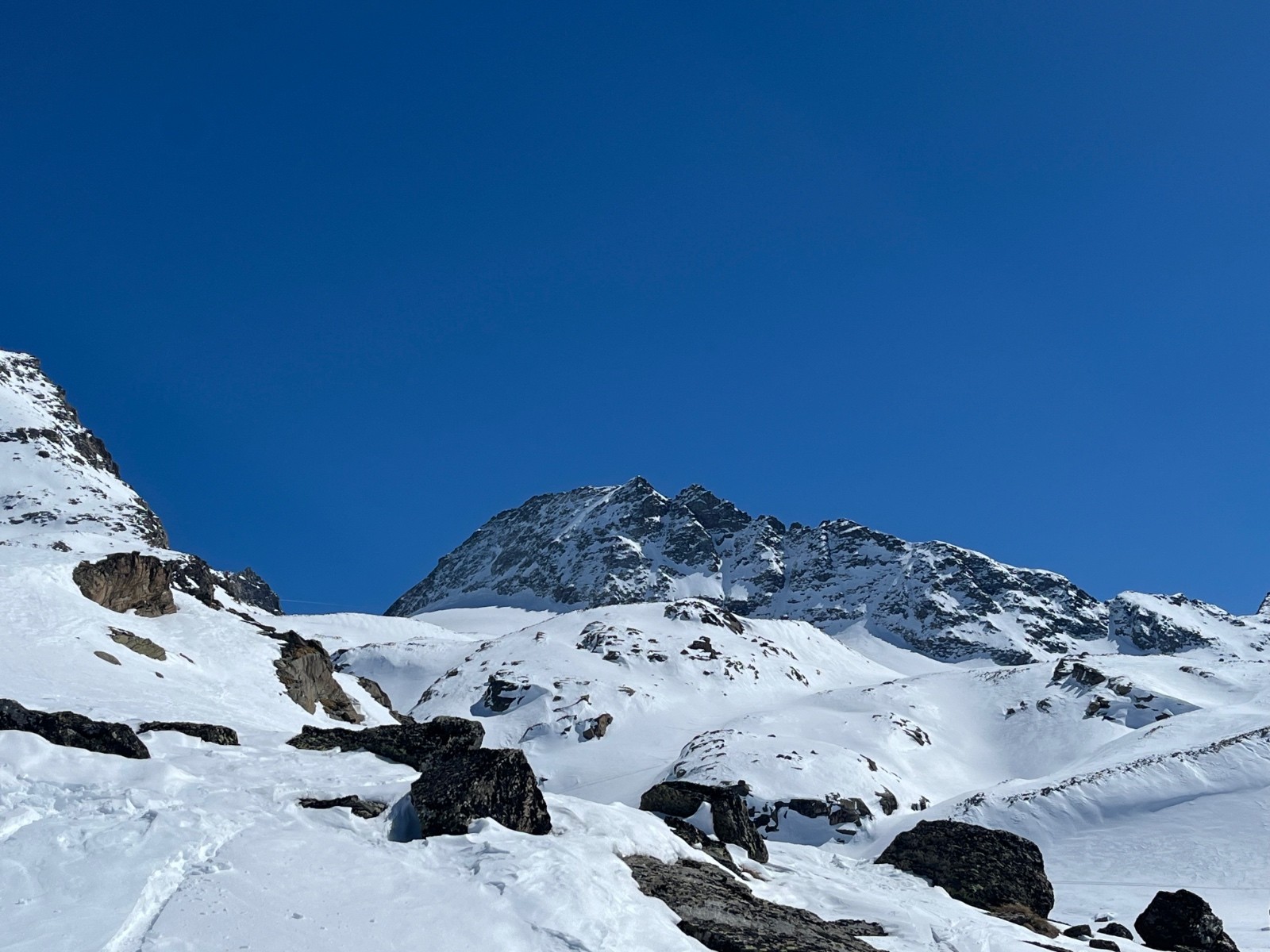 &nbsp;J1: Vers le col des Pariotes