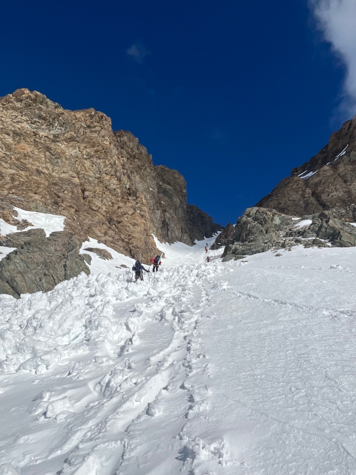 &nbsp;J3: faille d’accès pour la Crande Aiguille Rousse