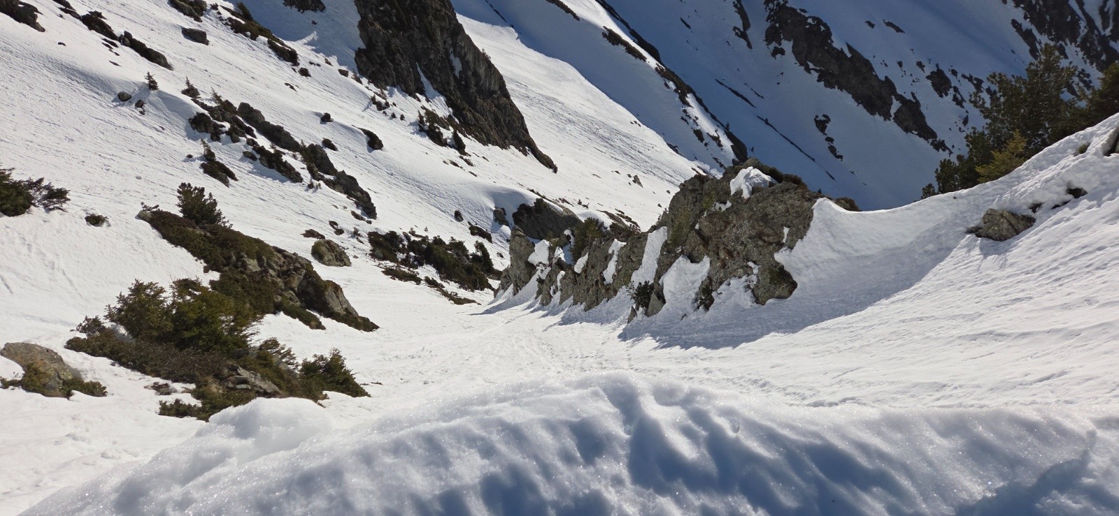Un peu de pente quand même...Pas du Pin Est