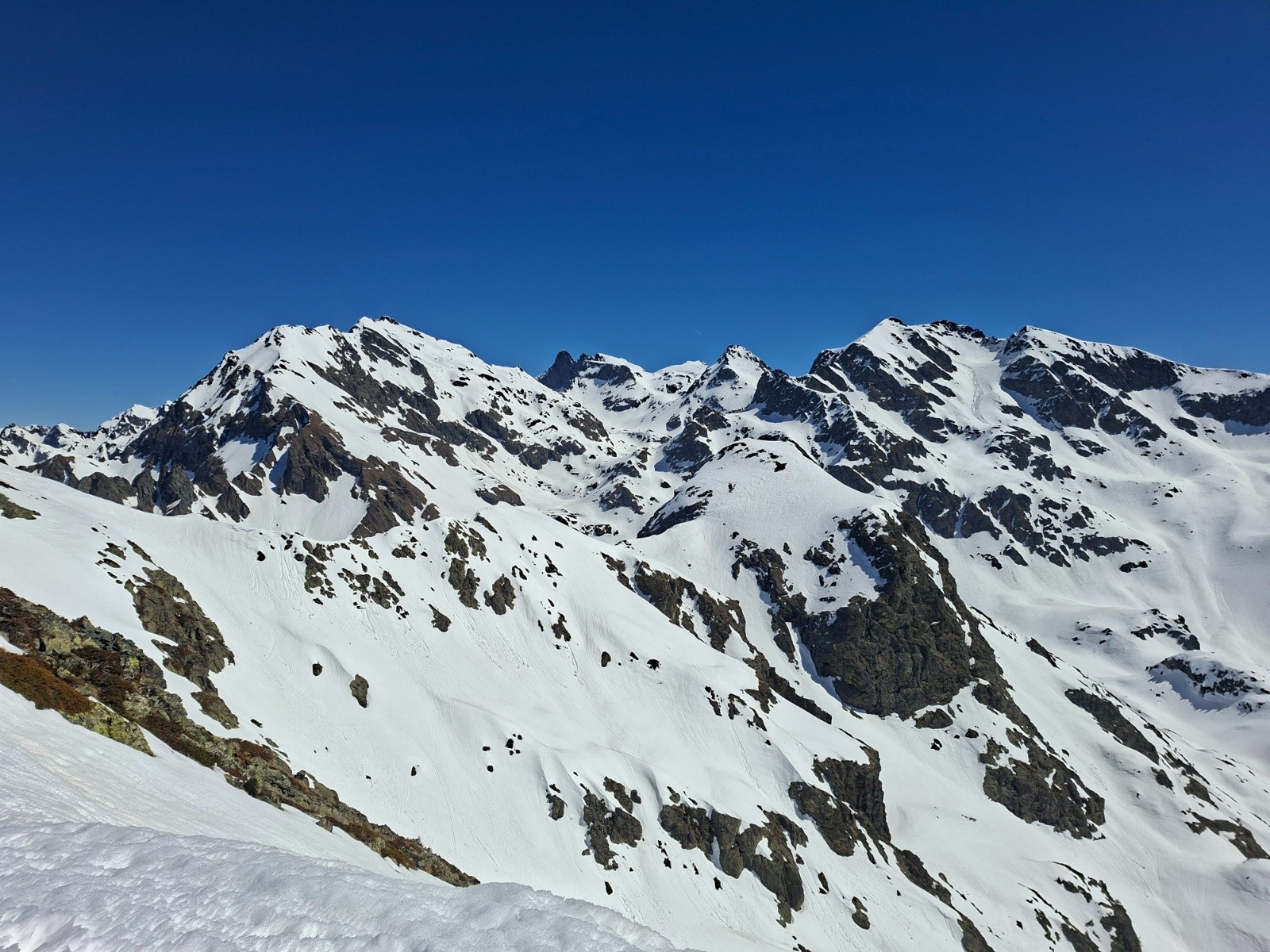 &nbsp;Grand Colon vers l'Est&nbsp;(dans le rétroviseur de la journée)