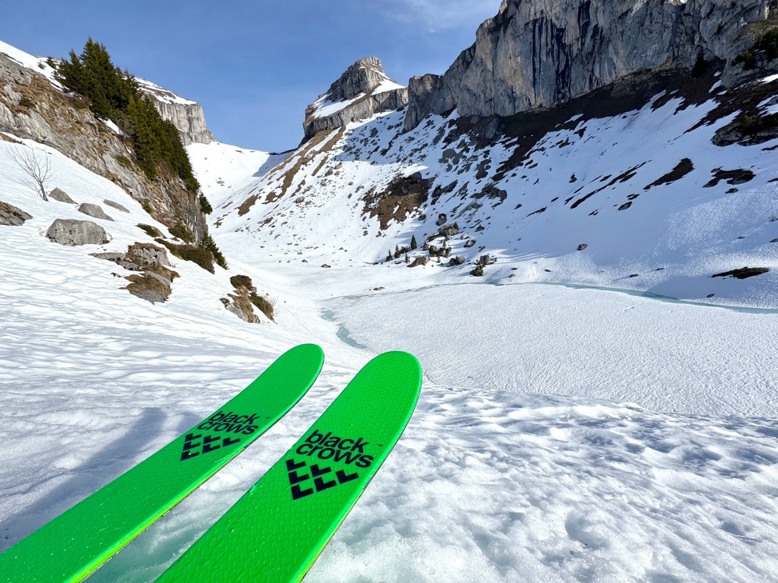 Départ du Lac de Mayen