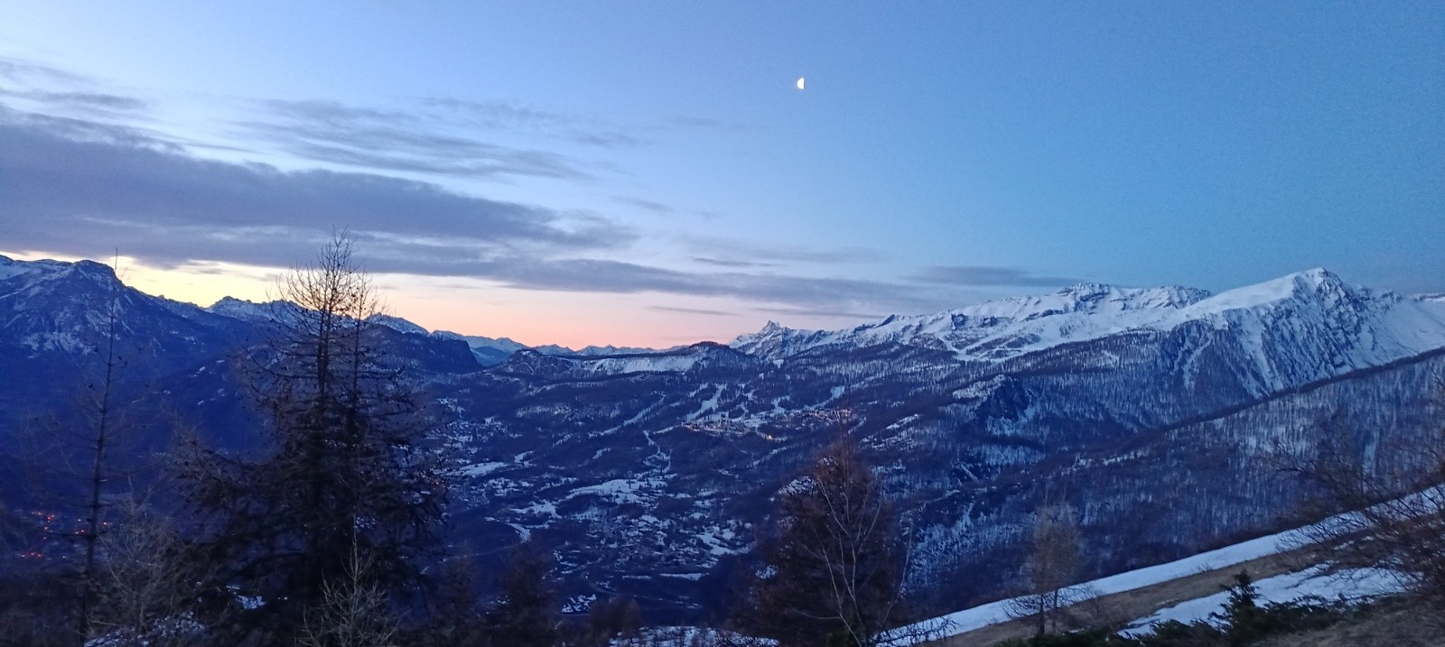 #1 Coucher de lune sur Puy St Vincent Coucher de lune sur Puy St Vincent