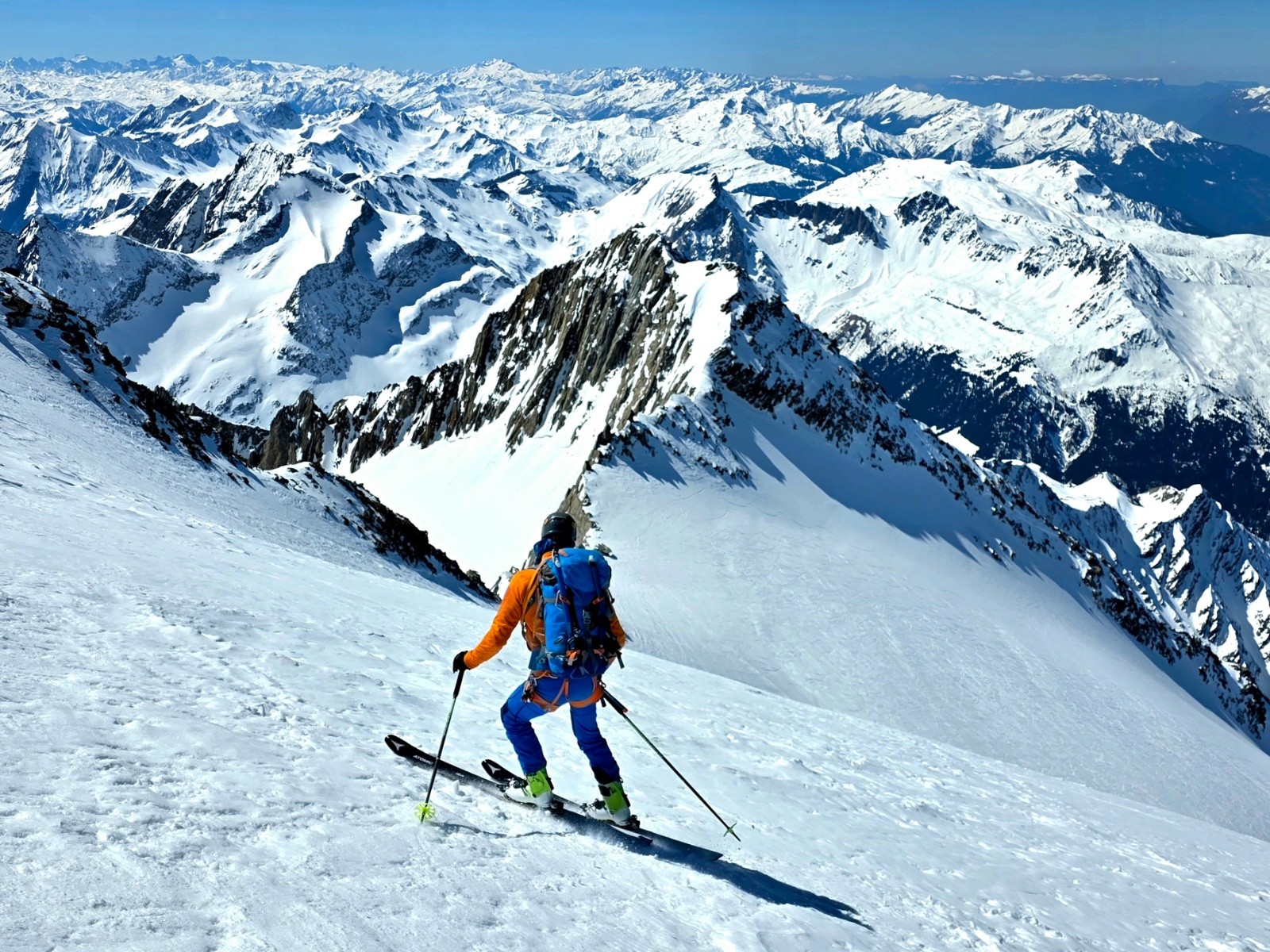 #11 Début de la descente du glacier d Armancette. Ca plonge bien ! Début de la descente du glacier d Armancette. Ca plonge bien !