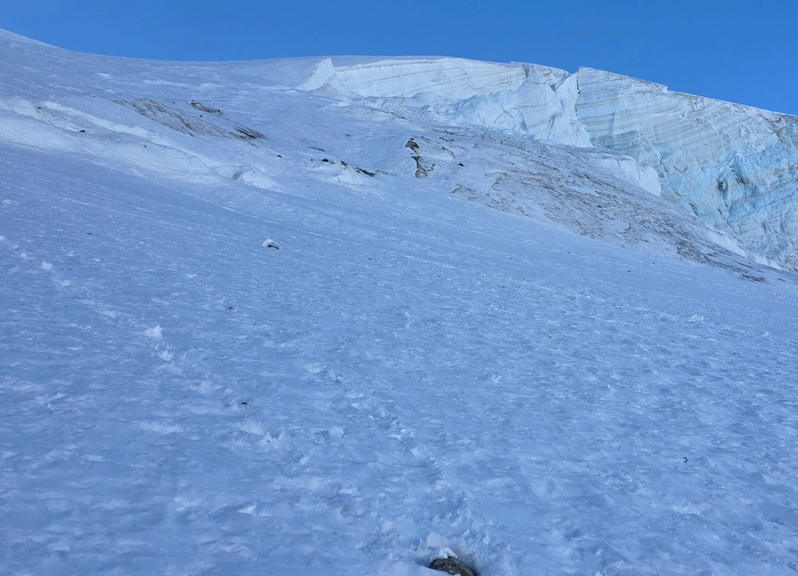 #4 Dans la FN de Tre la Tete. Guère engageant . C est vitrifié Dans la FN de Tre la Tete. Guère engageant . C est vitrifié