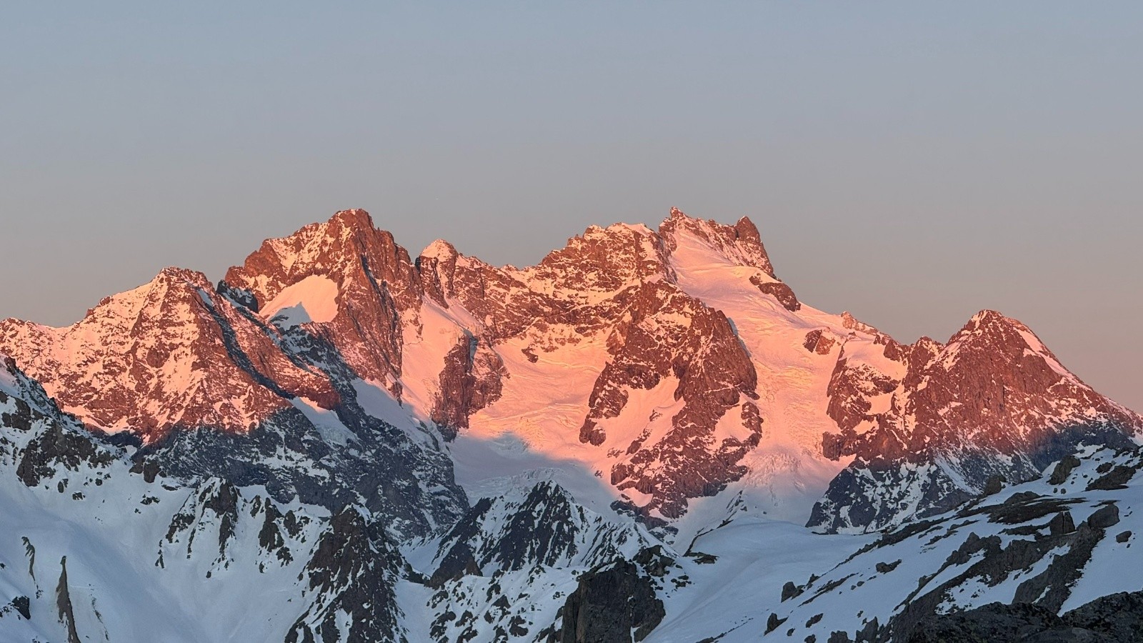 Meije au petit matin