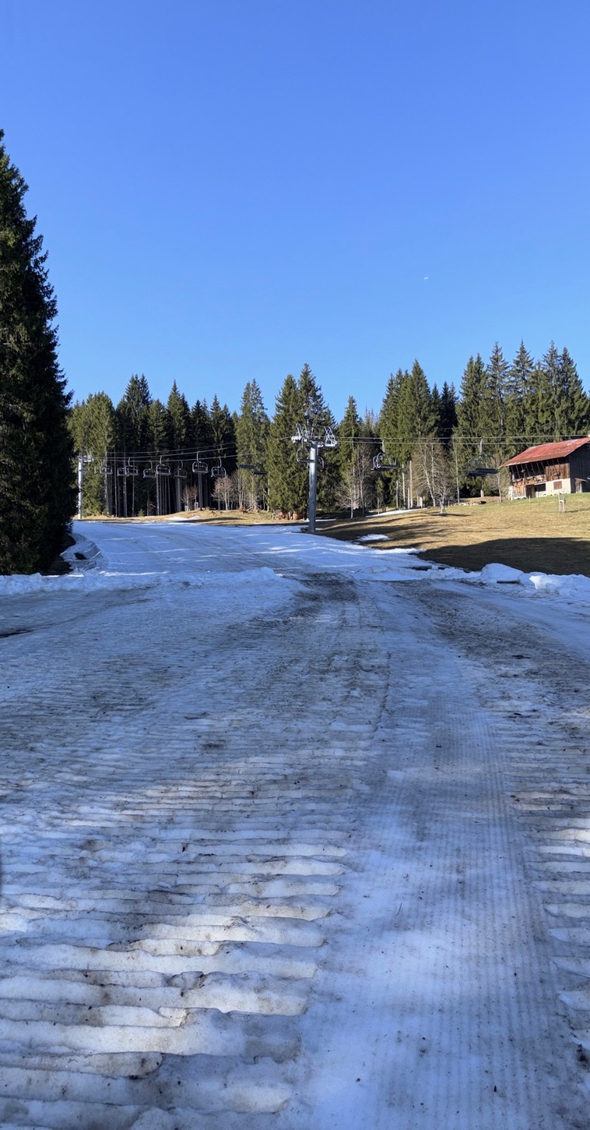 Une idée de la suite, tout en bas.