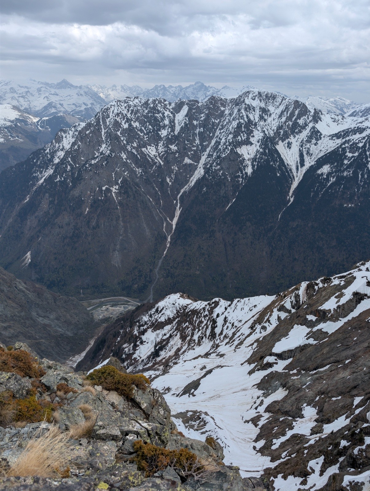 #6 Le plus long couloir des Alpes ? 1500m du Galbert Le plus long couloir des Alpes ? 1500m du Galbert