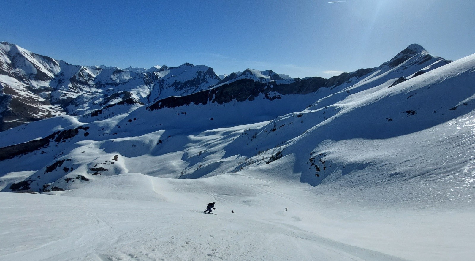 &nbsp;Cirque suspendu