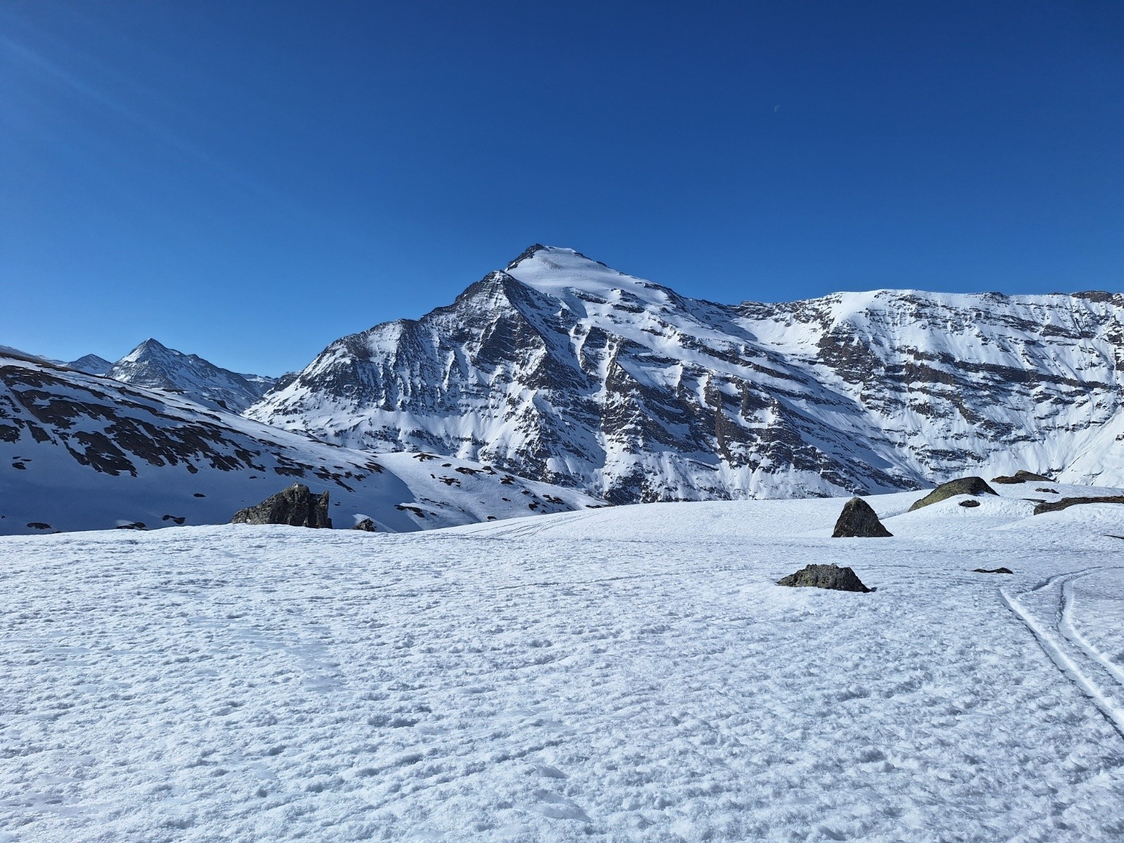 #4 Charbonnel omniprésent Charbonnel omniprésent