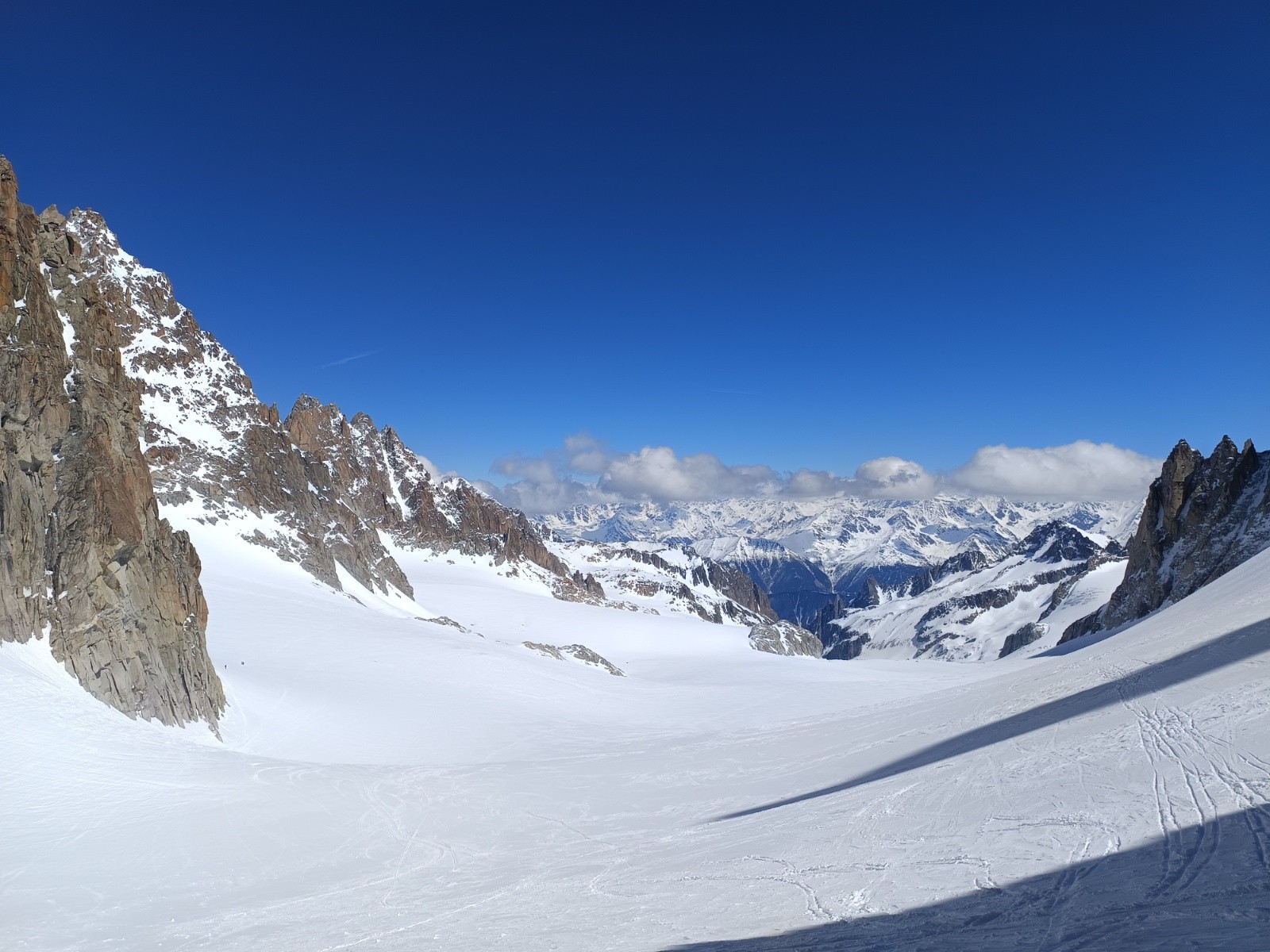 1 Vue vers le bivouac des Dorées&nbsp;