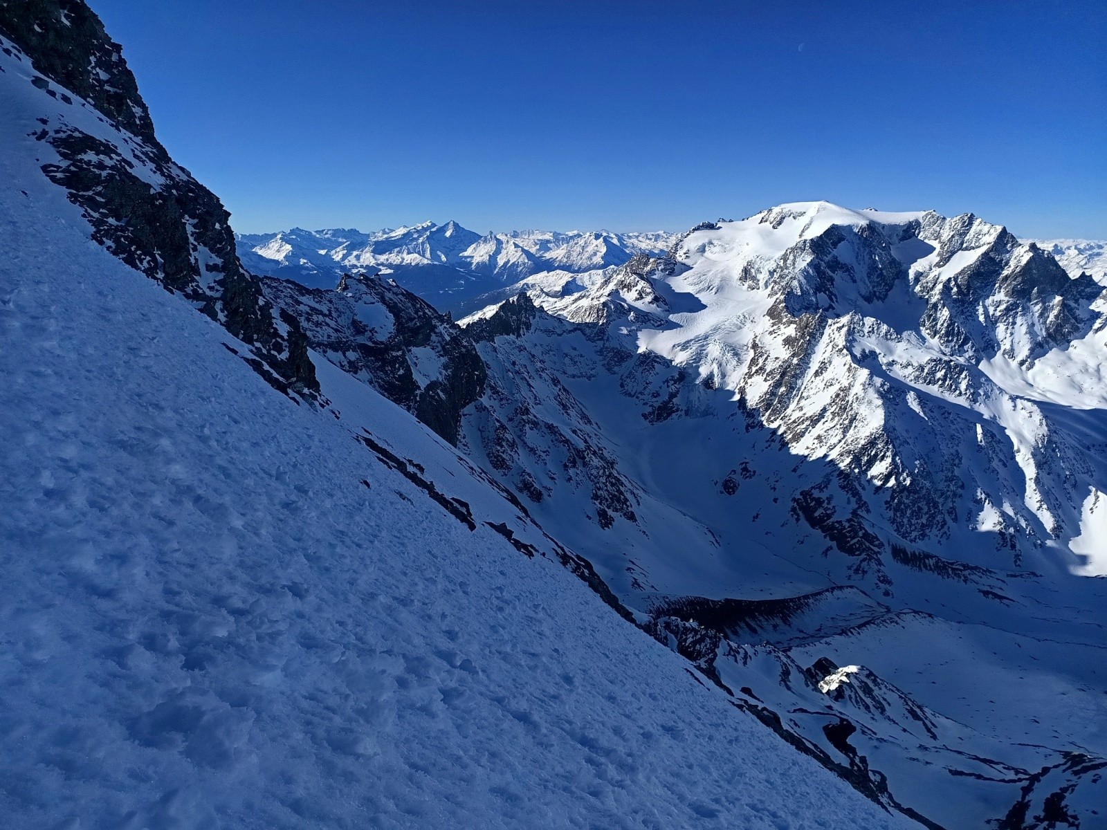 &nbsp;13 Dans la montée vers le plateur du couloir