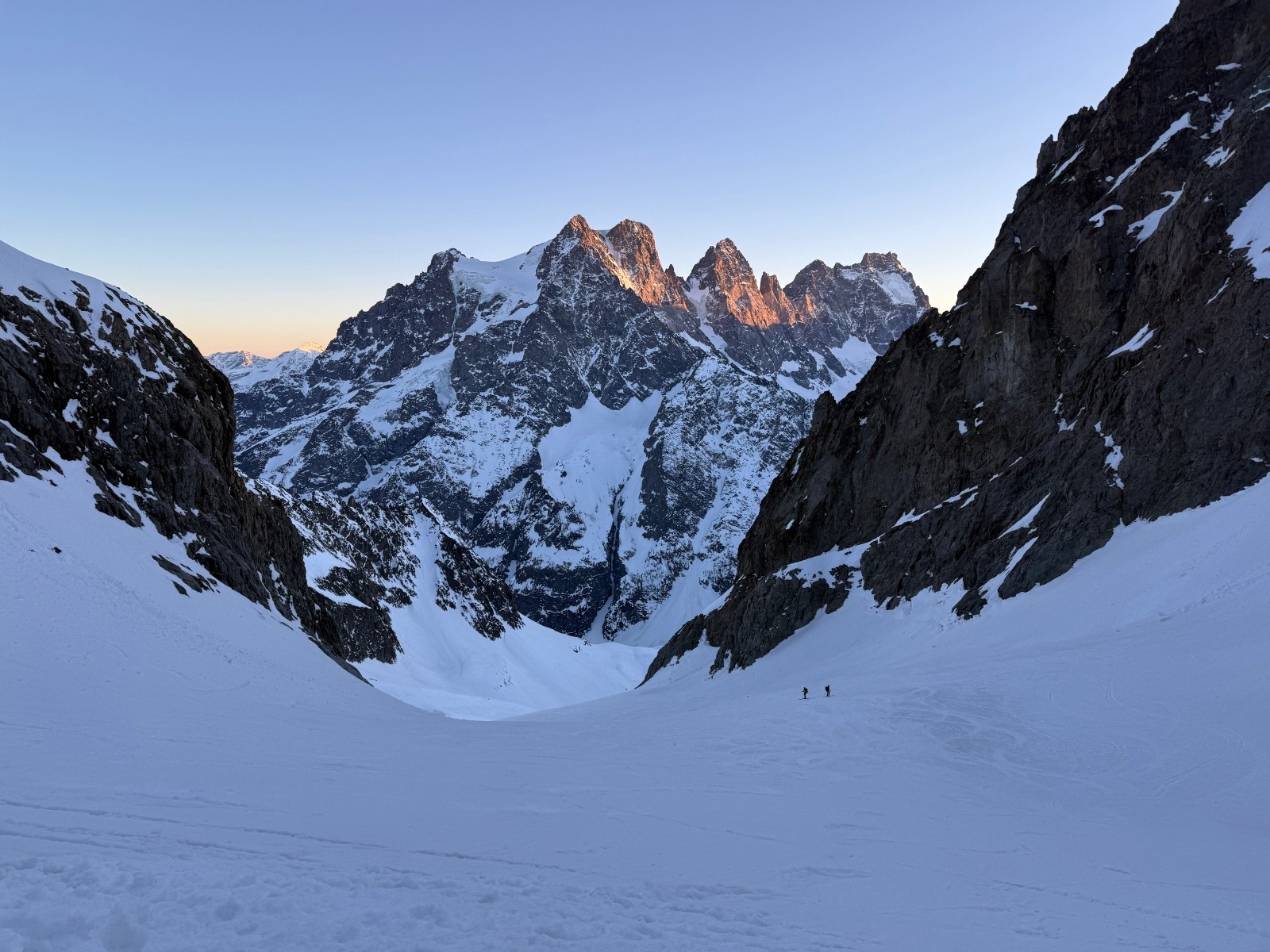 &nbsp;Descente avec vue sur le Pelvoux&nbsp;