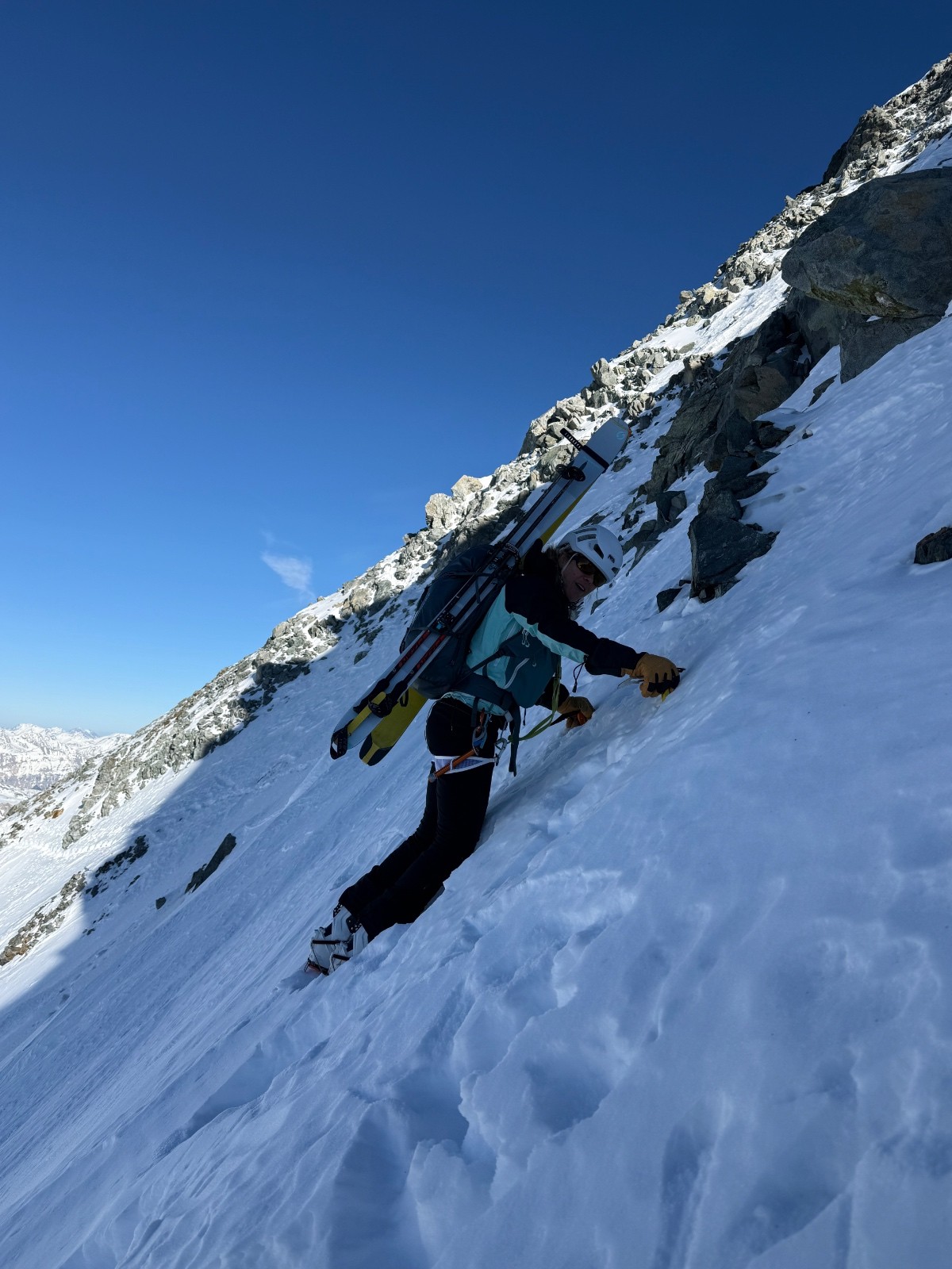 &nbsp;Traversée exposée en face nord de l’Agneau Blanc