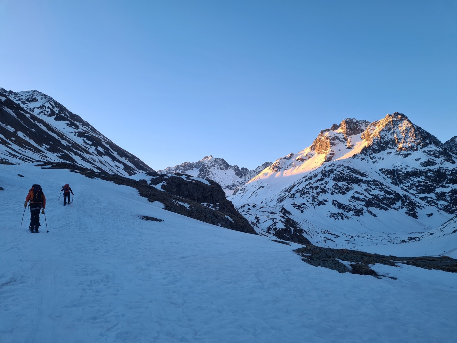 &nbsp;Direction refuge de l'alpe de Villar d'arene