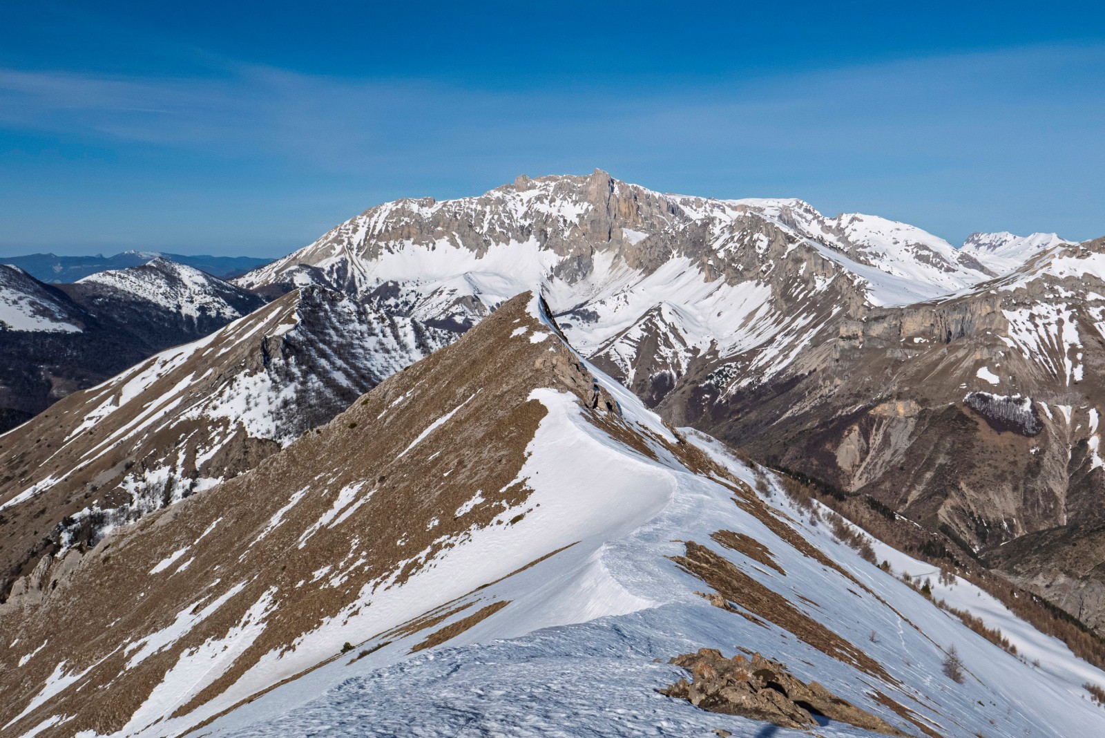 La star locale, montagne d'Aurouze et son pic de Bure&nbsp;
