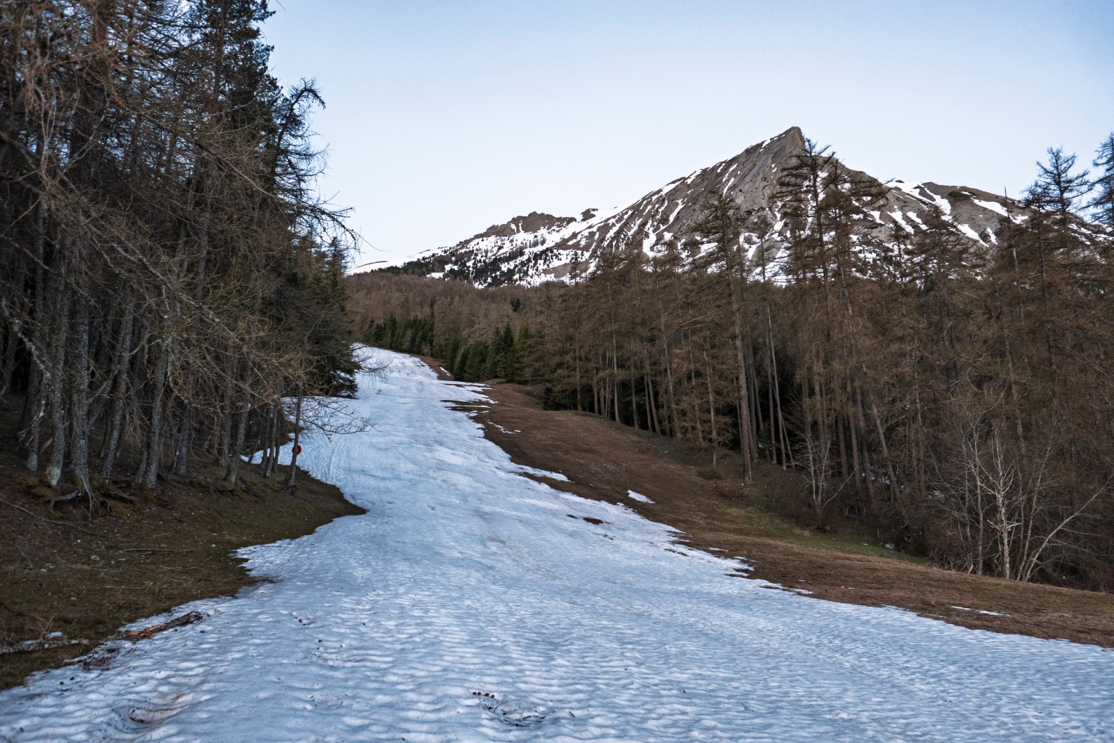 Juste assez de neige pour chausser bas&nbsp;