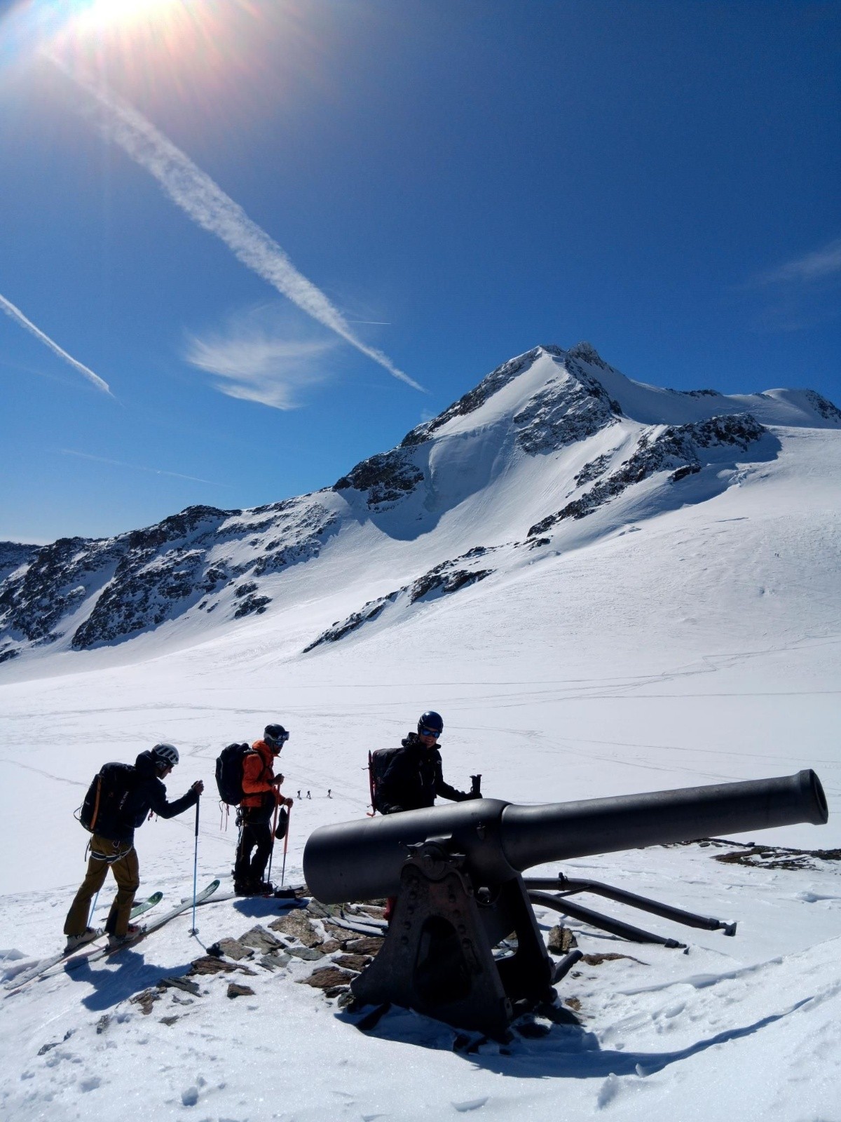 J7: Cima Tre Canonni, portée des canons : 9 km !&nbsp;