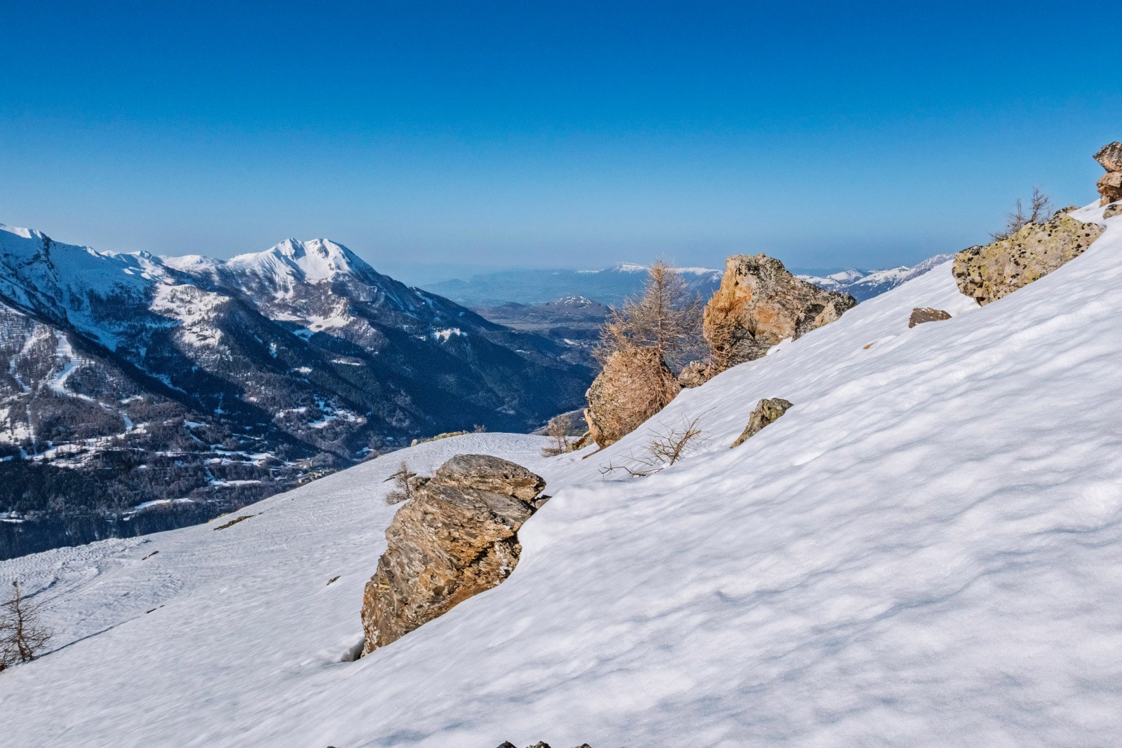 #4 Sous le sommet de la Muande Sous le sommet de la Muande