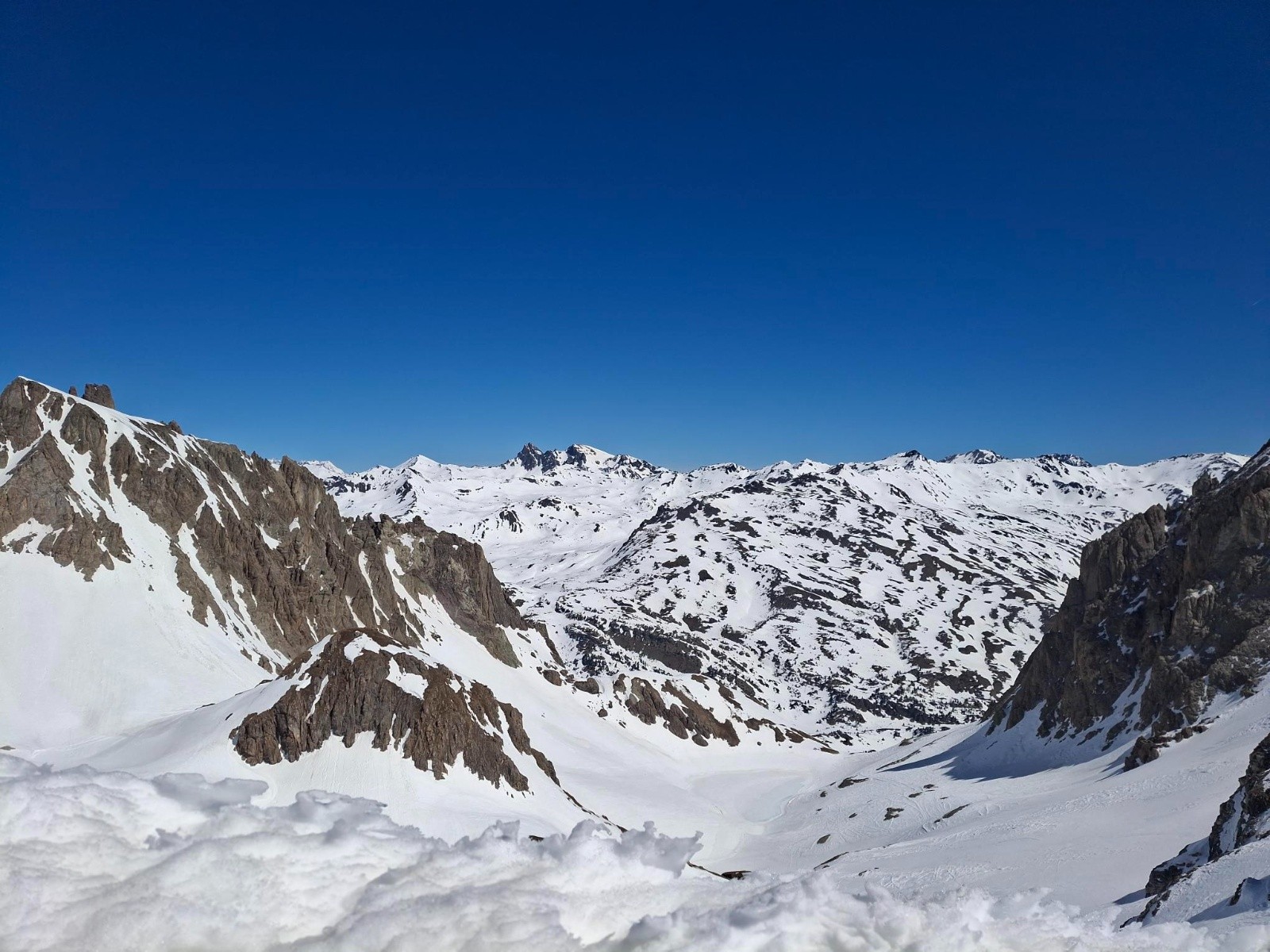 #44 J3 Côté lac des Béraudes depuis le col J3 Côté lac des Béraudes depuis le col