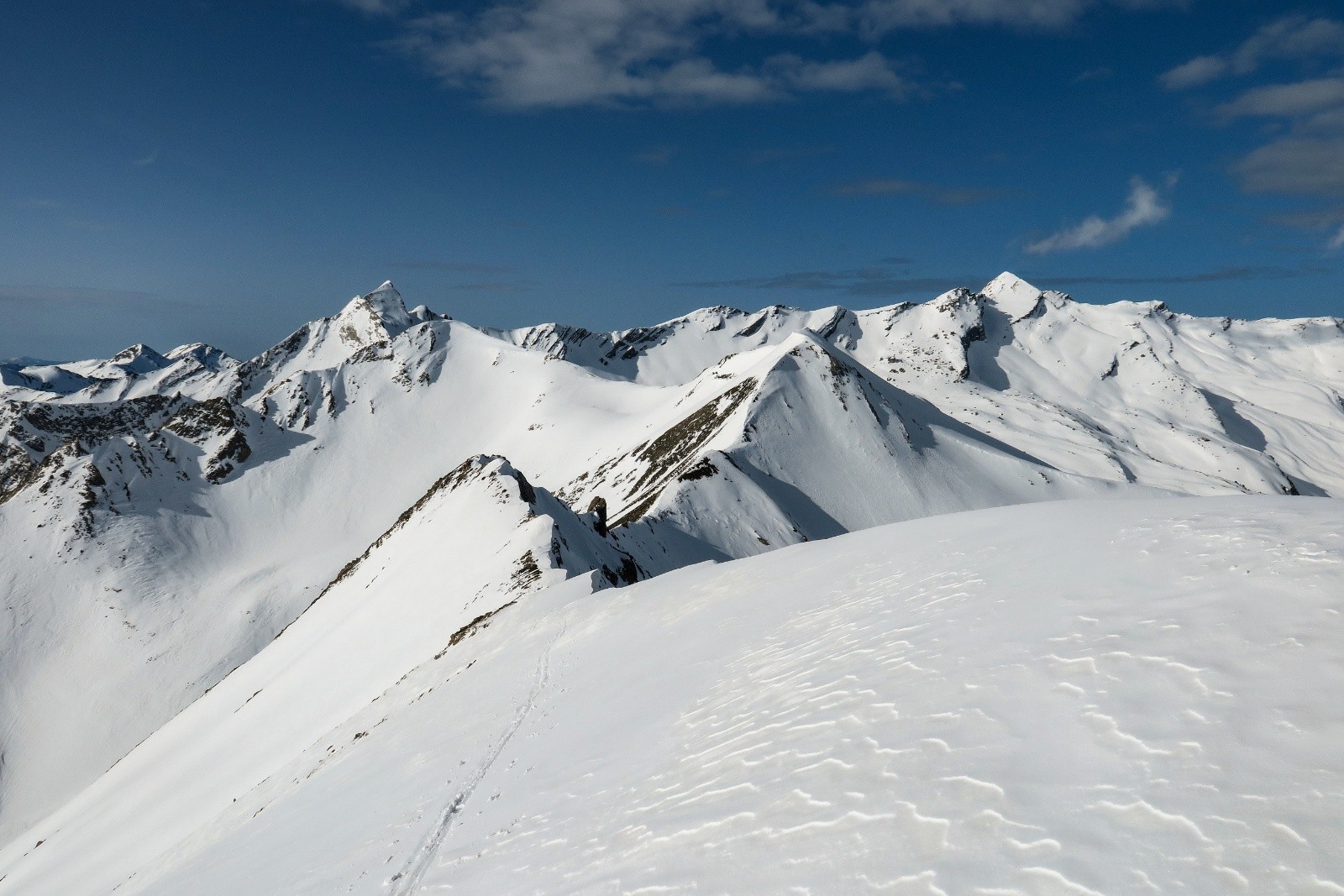 #5 Au sommet nord, vue sur l Au sommet nord, vue sur l'Estrop et les 3 Evêchés