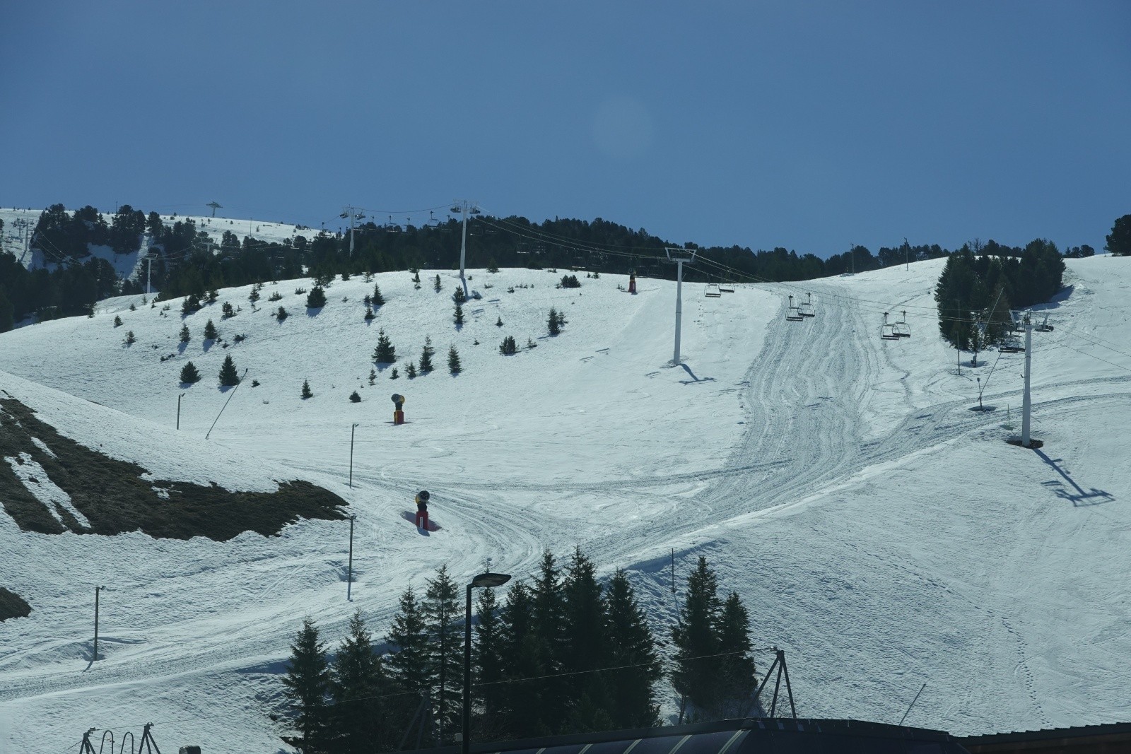 #19 Le massacre continue Le massacre continue