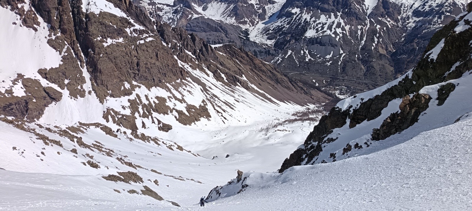 &nbsp;Mathu arrive&nbsp;