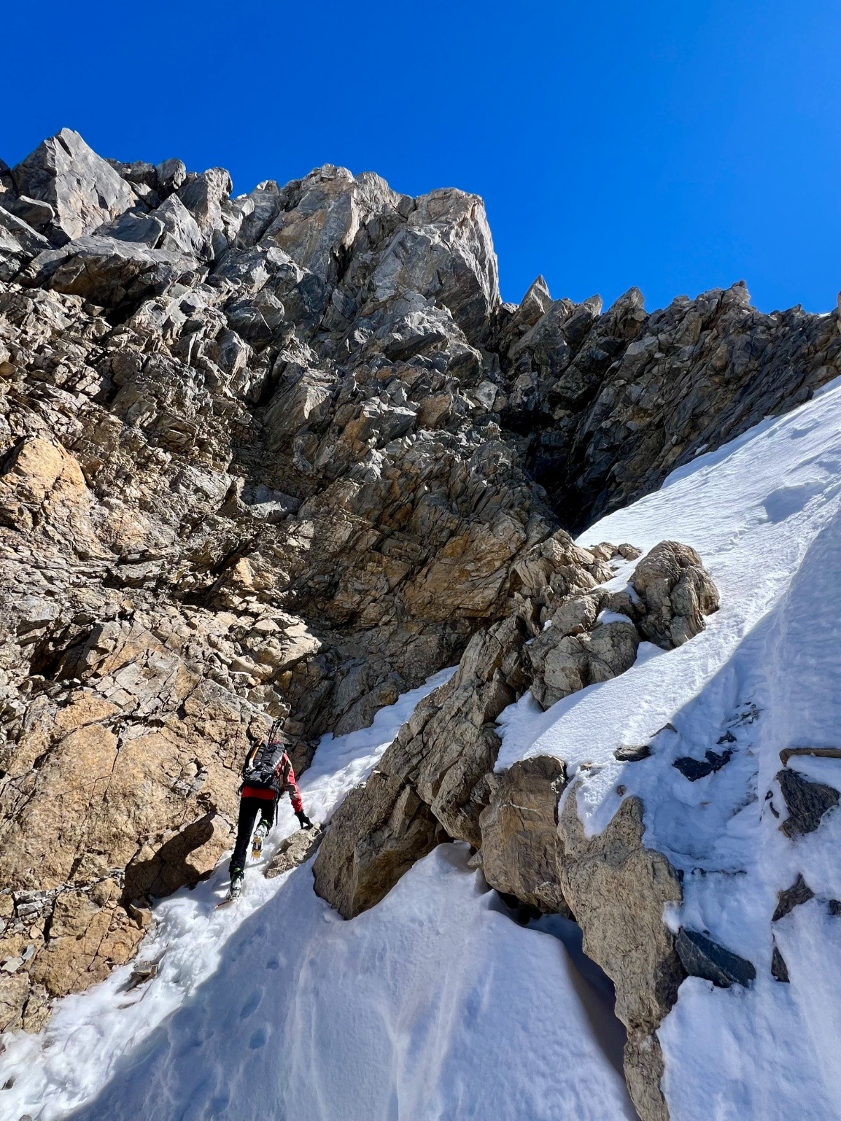 #10 Sortie couloir NO Sortie couloir NO
