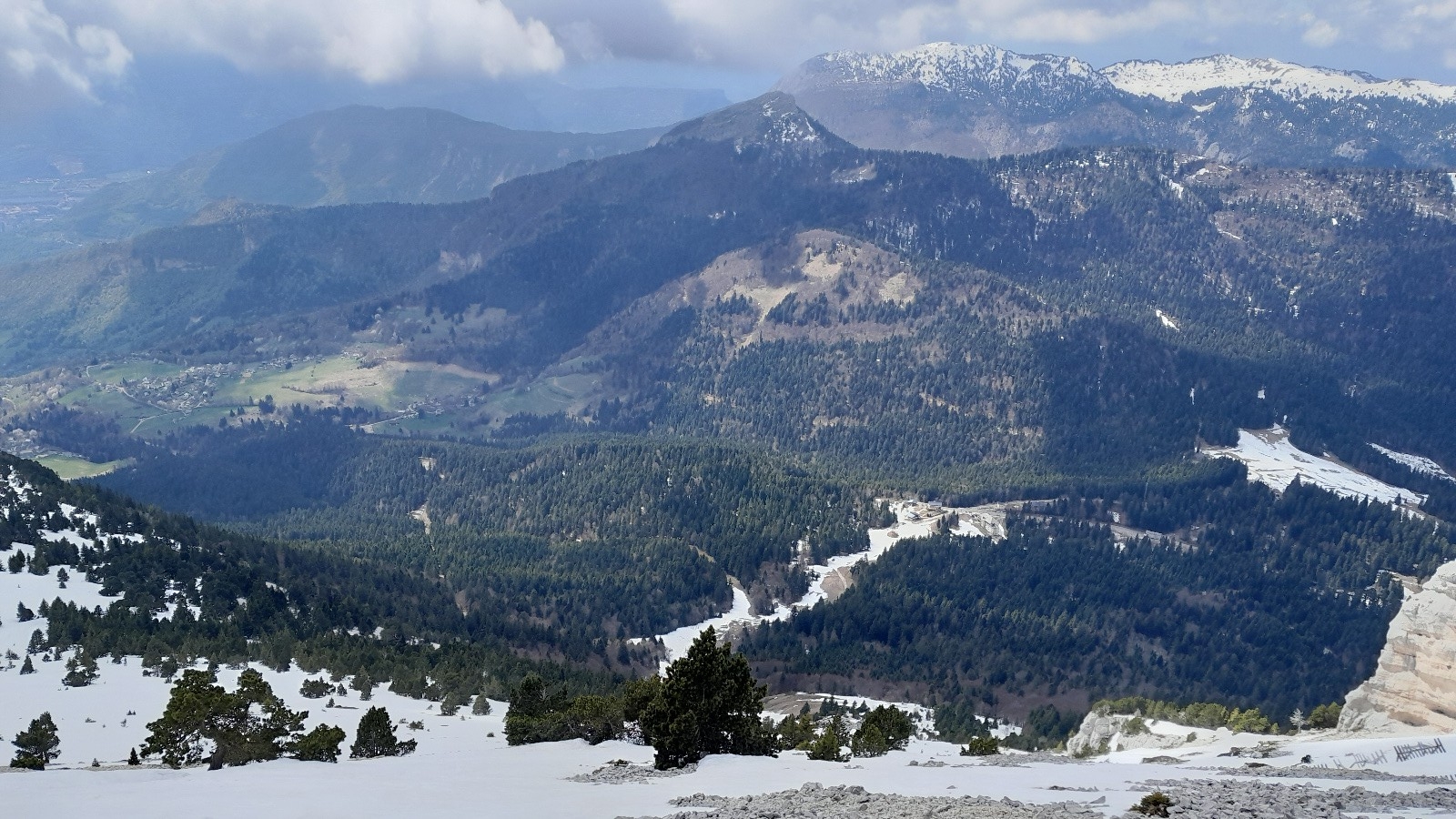 #3 vue du point de chaussage. La piste s vue du point de chaussage. La piste s'est bien rétrécie