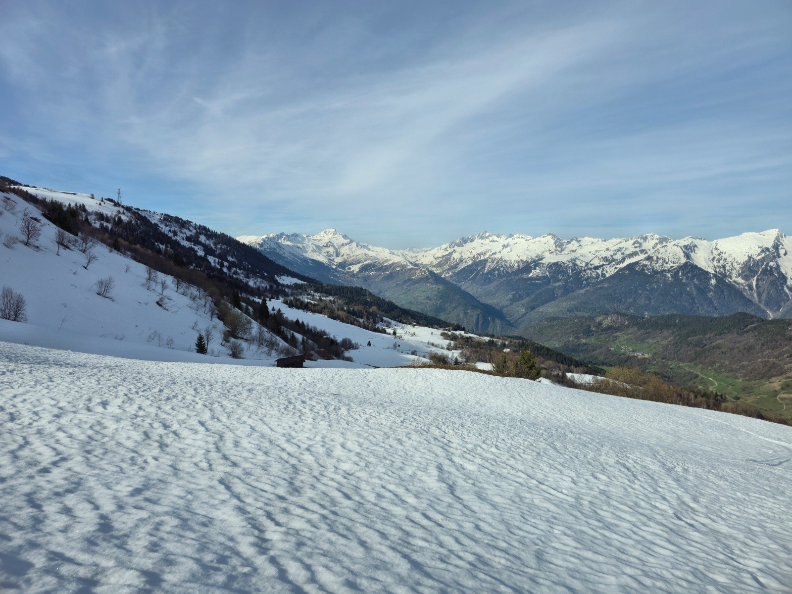 La blancheur des sommets de Lauzière&nbsp;