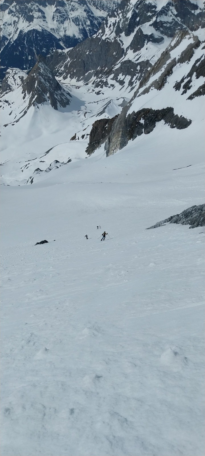 &nbsp;Raphael descend