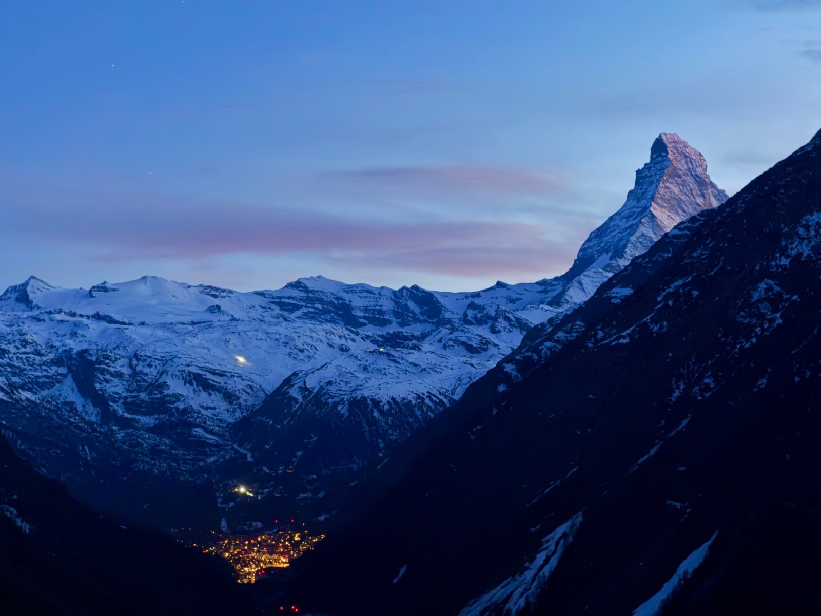 Zermatt au crépuscule