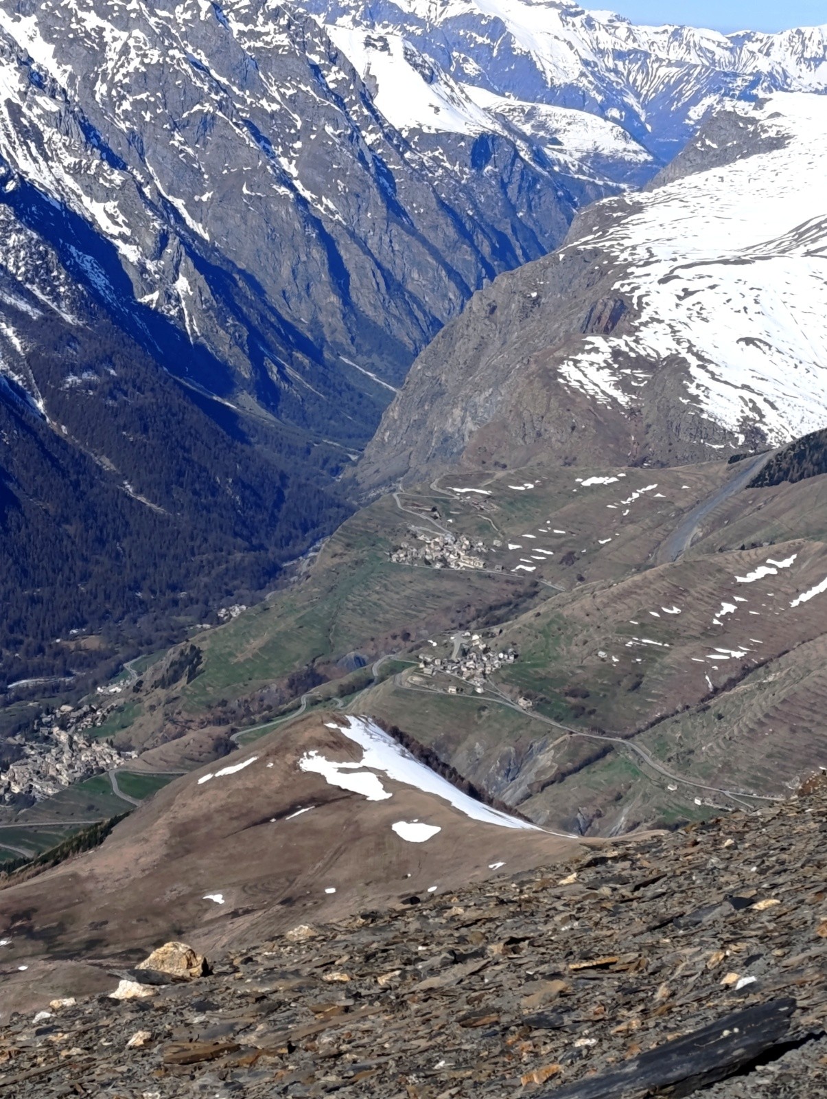 Le printemps est arrivé au dessus de La Grave