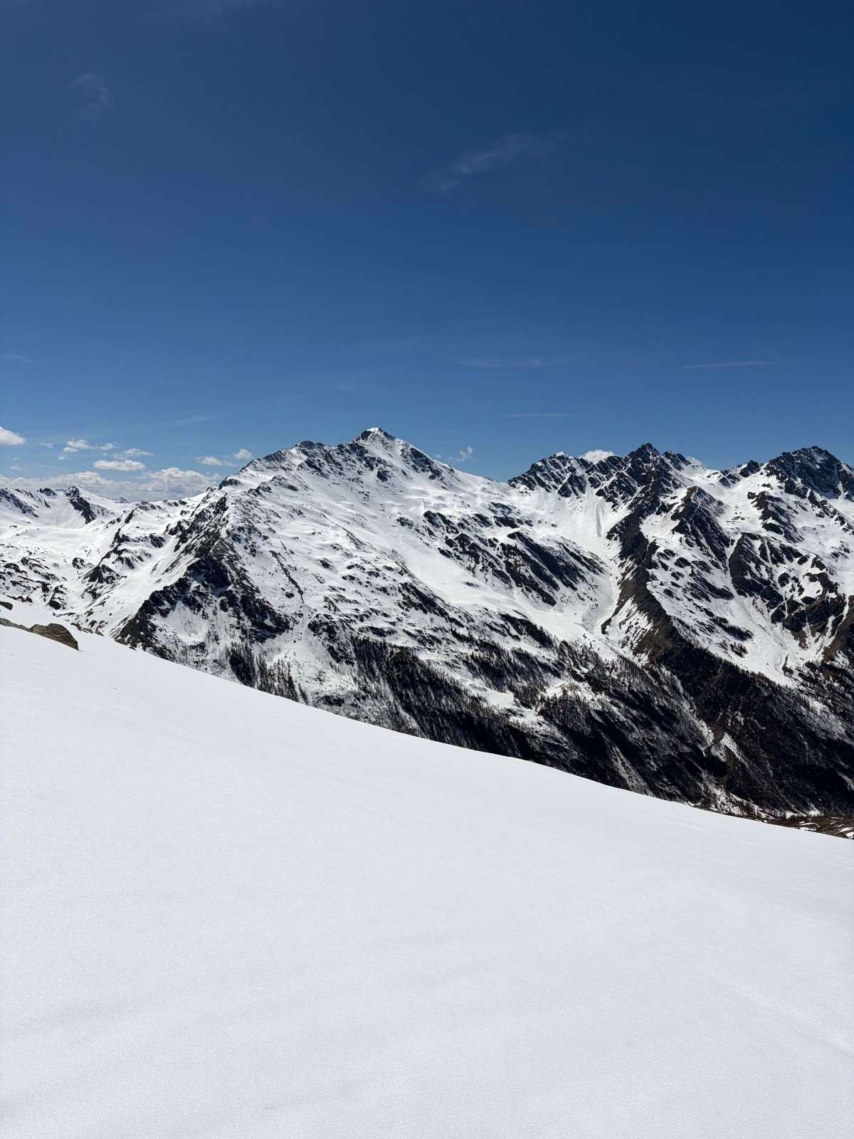 Depuis le col, vue imprenable sur le Queyras