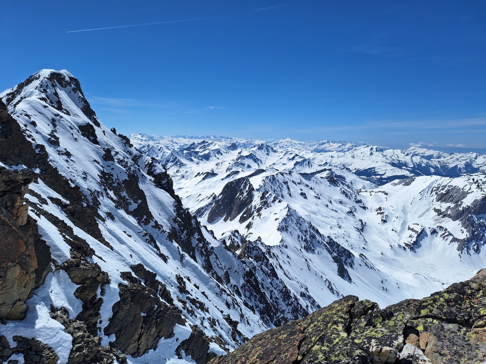 Mont Tondu et la vue côté Belledonne, Oisans, Grandes Rousses