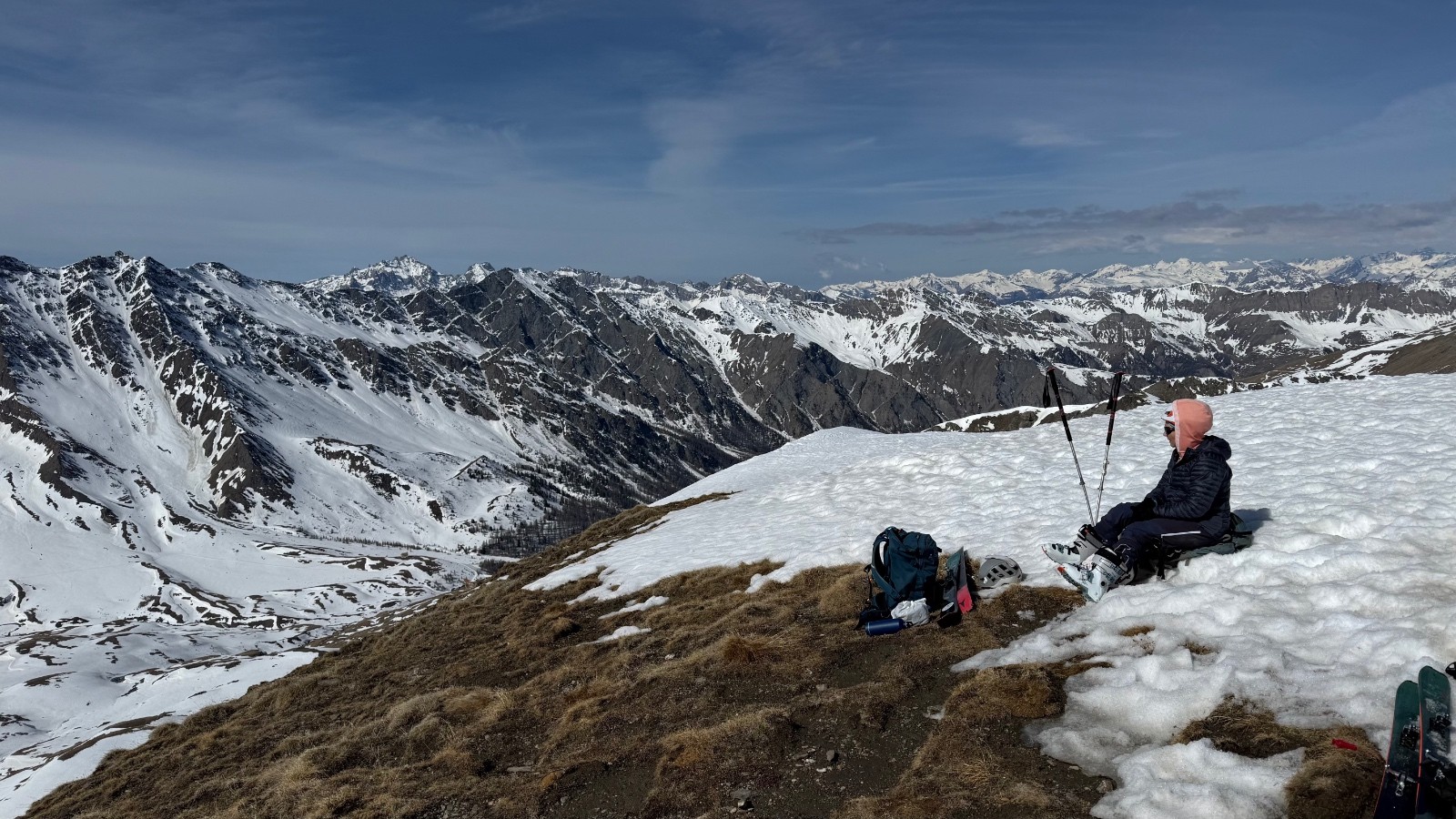 On attend que ça décaille