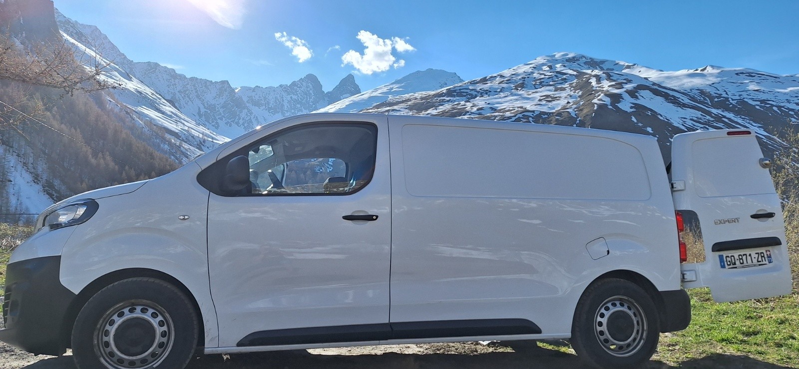 Camp de base avec vue au top