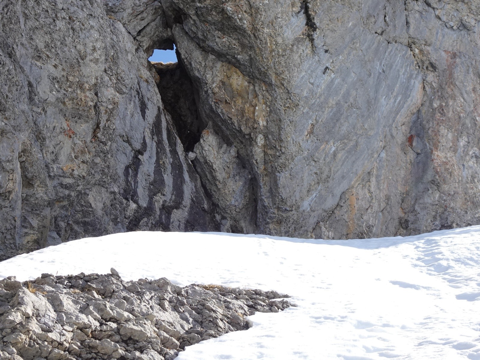 Le fameux trou du moucheron