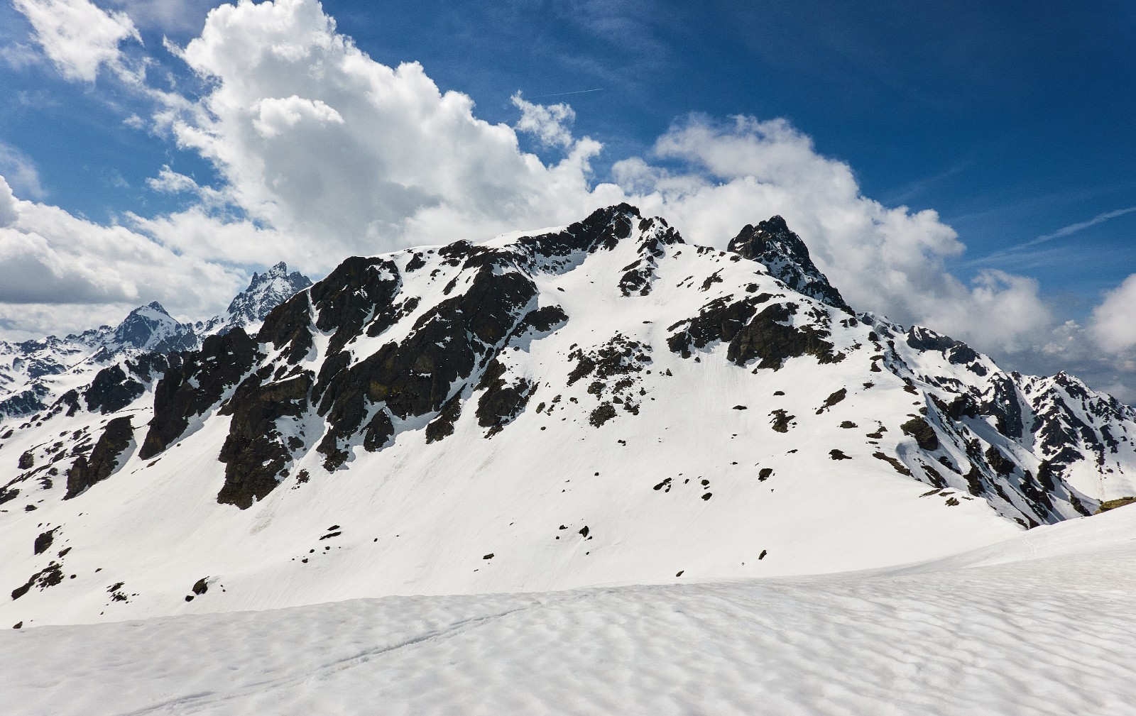 Regard vers le Grand Pic & Co...